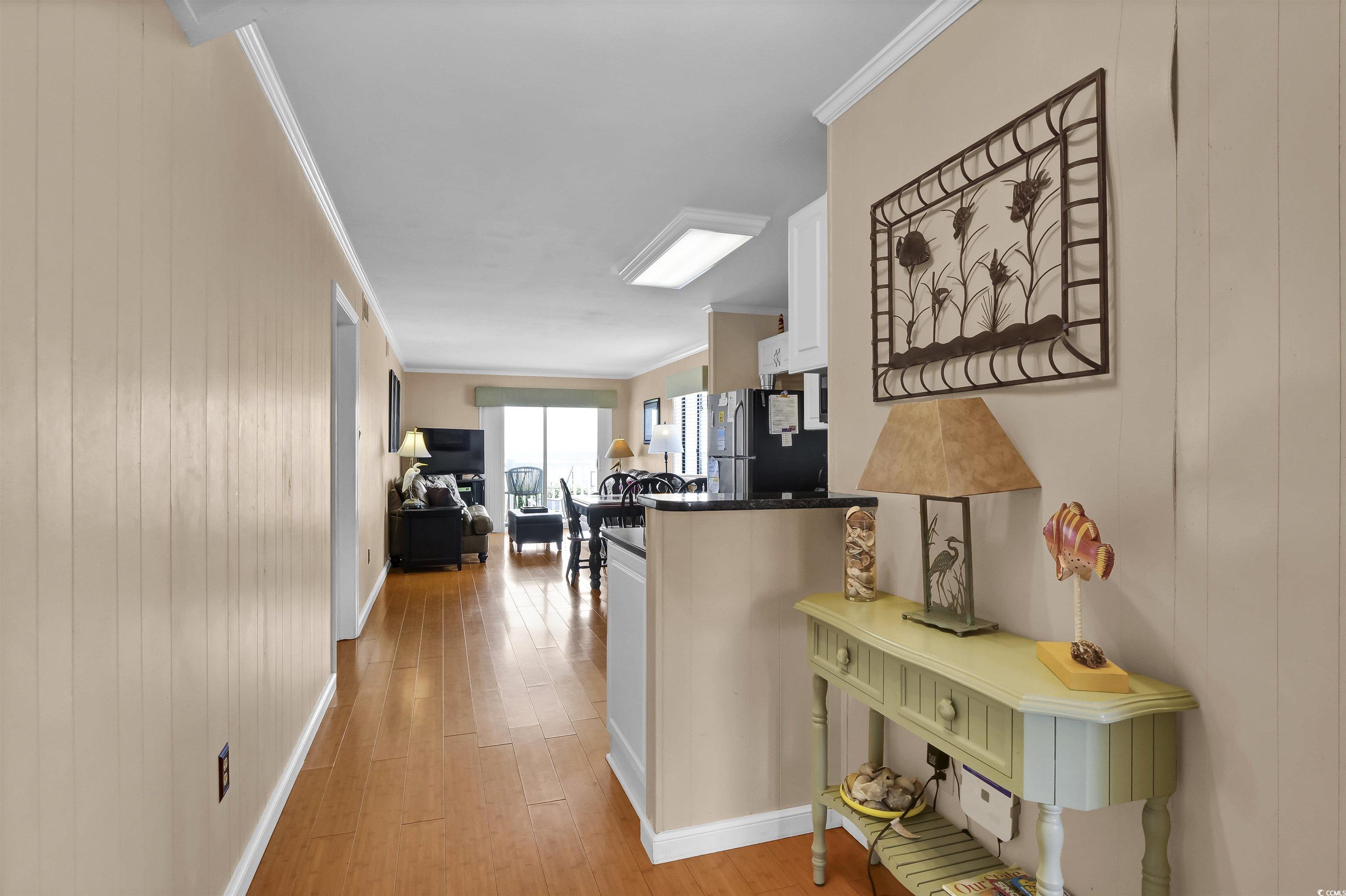 101 W First St. Property Photo 4