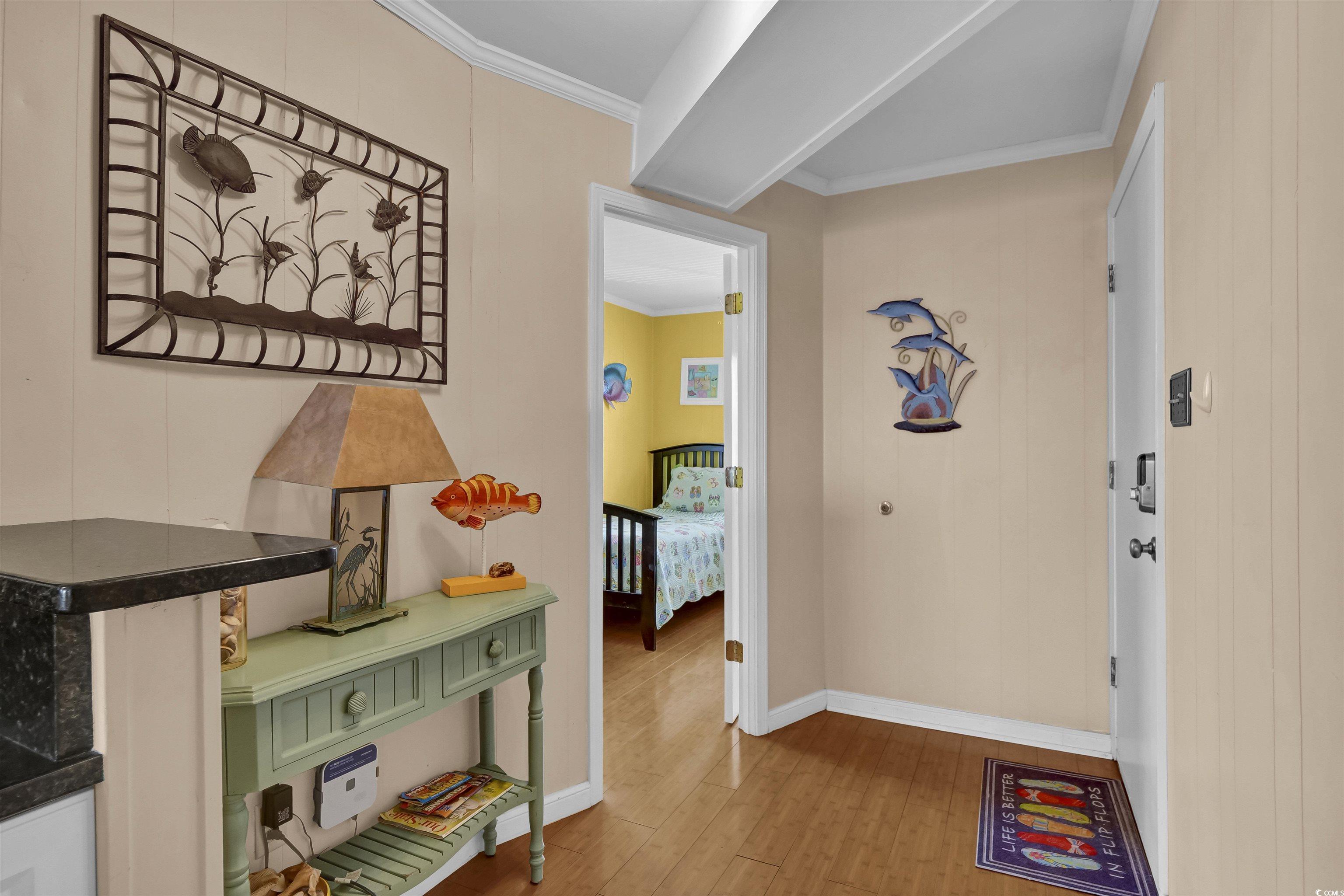 101 W First St. Property Photo 5