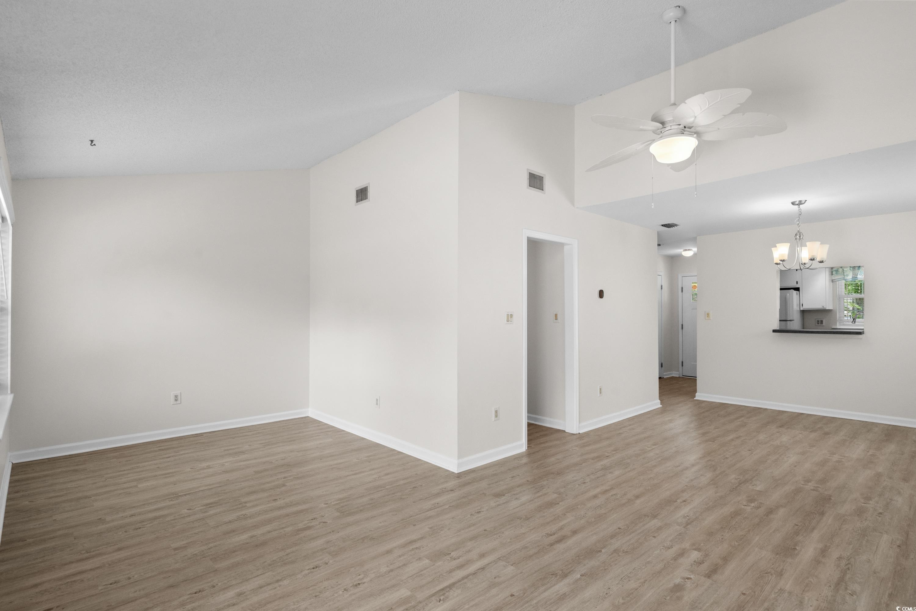 6576 Pebble Beach Crescent Property Photo 13