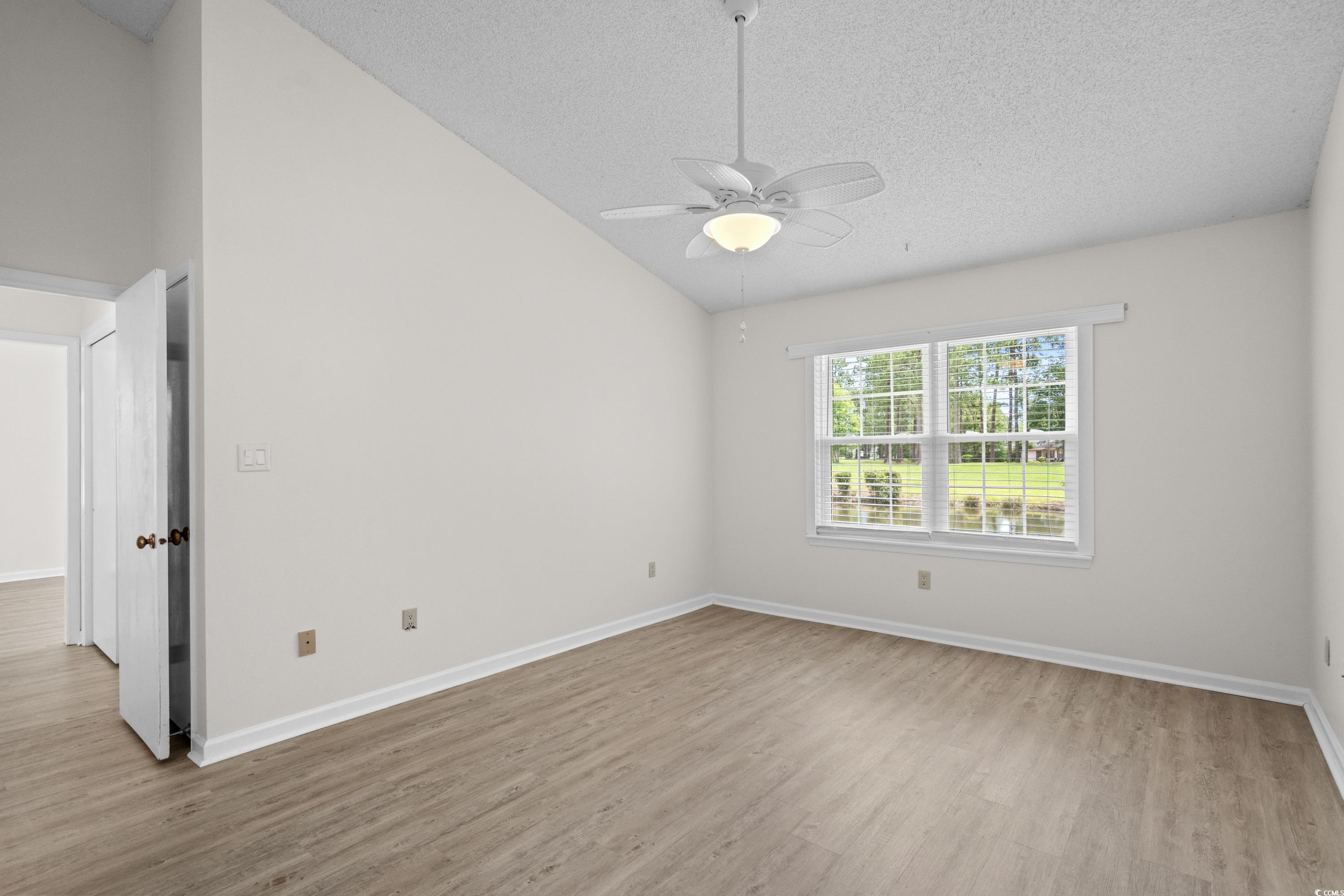 6576 Pebble Beach Crescent Property Photo 21
