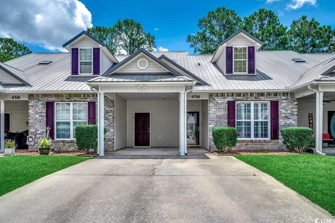 456 Colonial Trace Dr. Property Photo 1