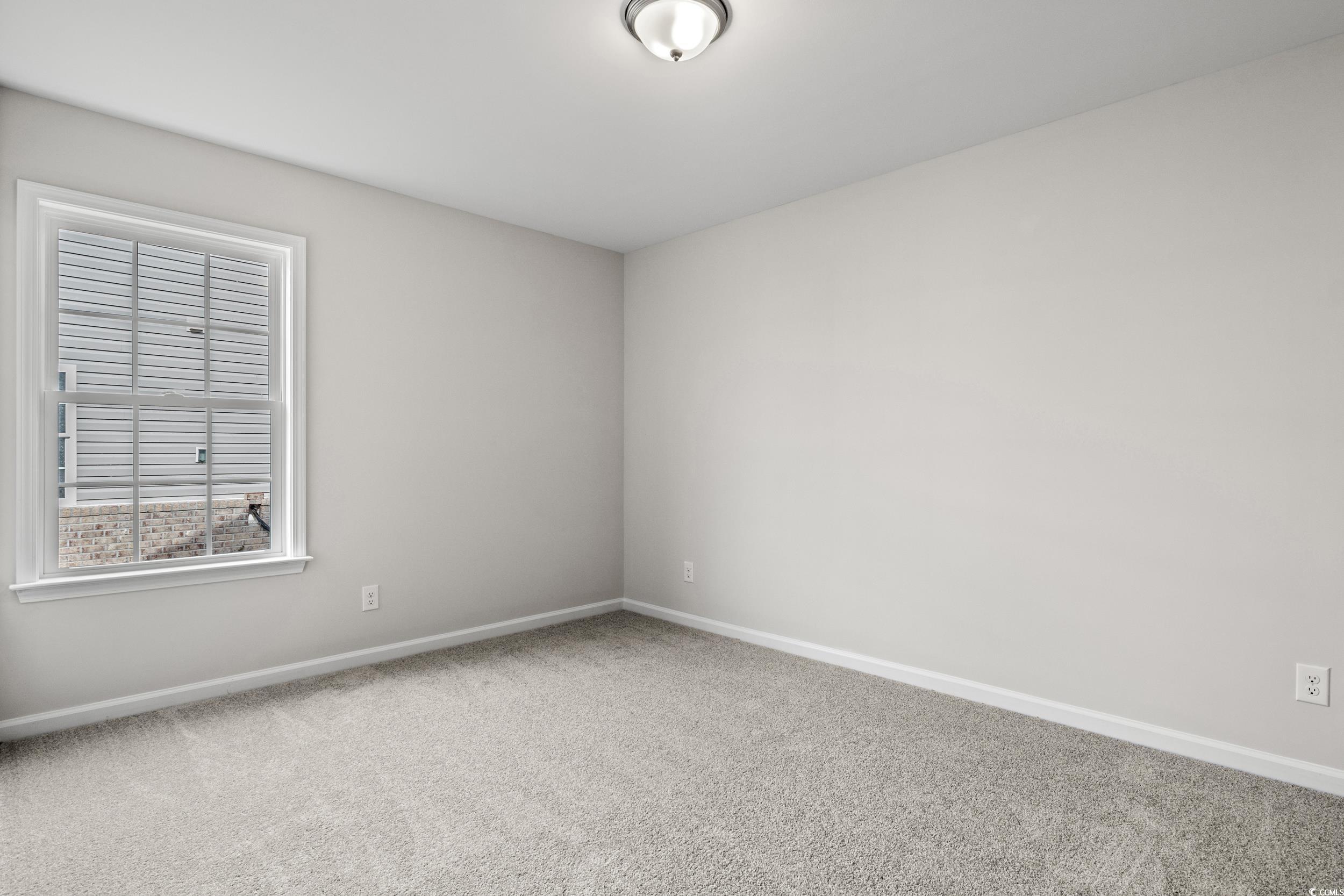 1017 Woodside Dr. Property Photo 4