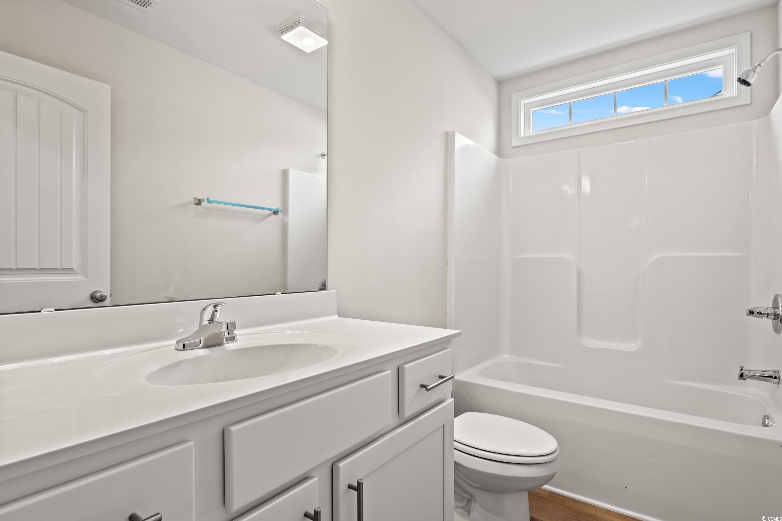 1017 Woodside Dr. Property Photo 7