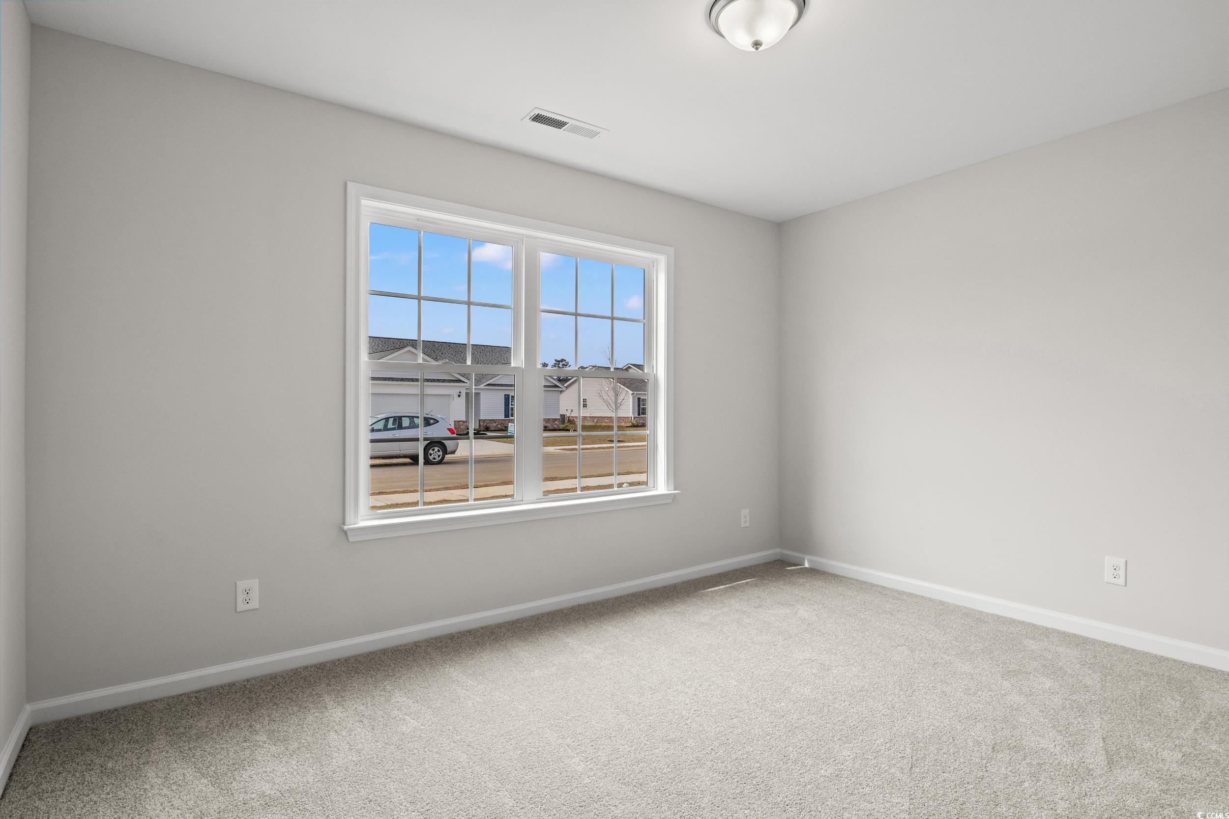 1017 Woodside Dr. Property Photo 8