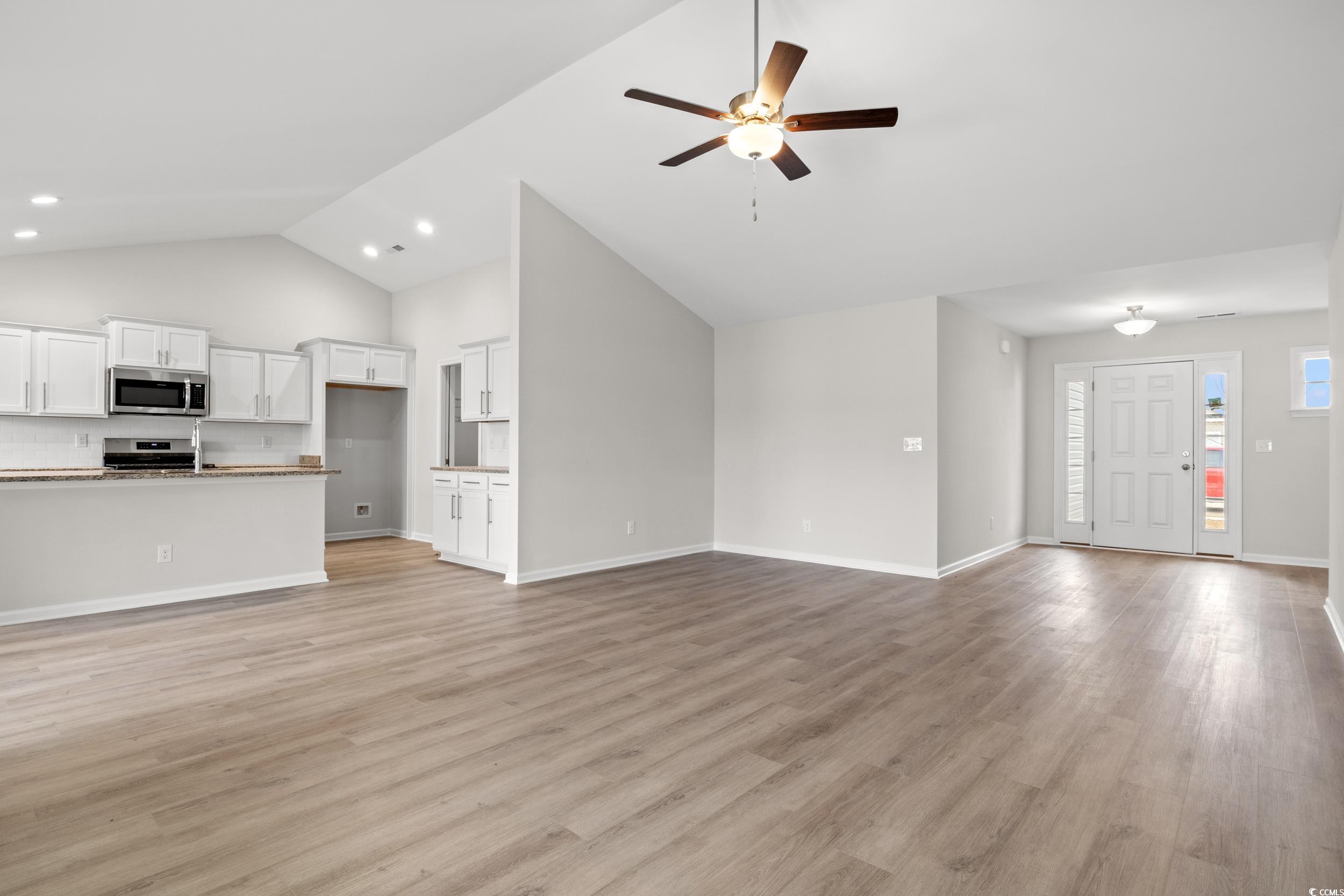 1017 Woodside Dr. Property Photo 12