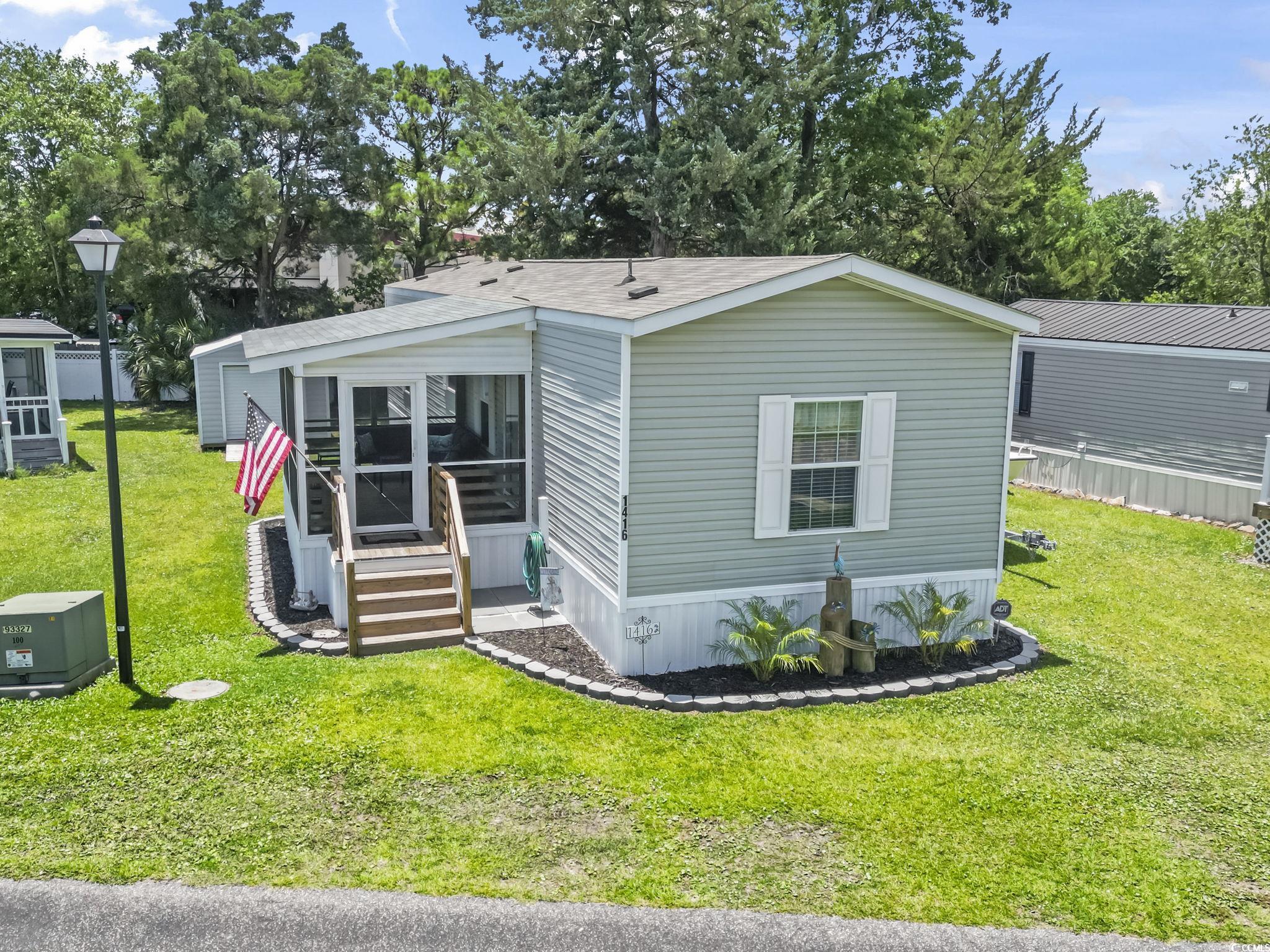 1416 Circle Dr. Property Photo 29