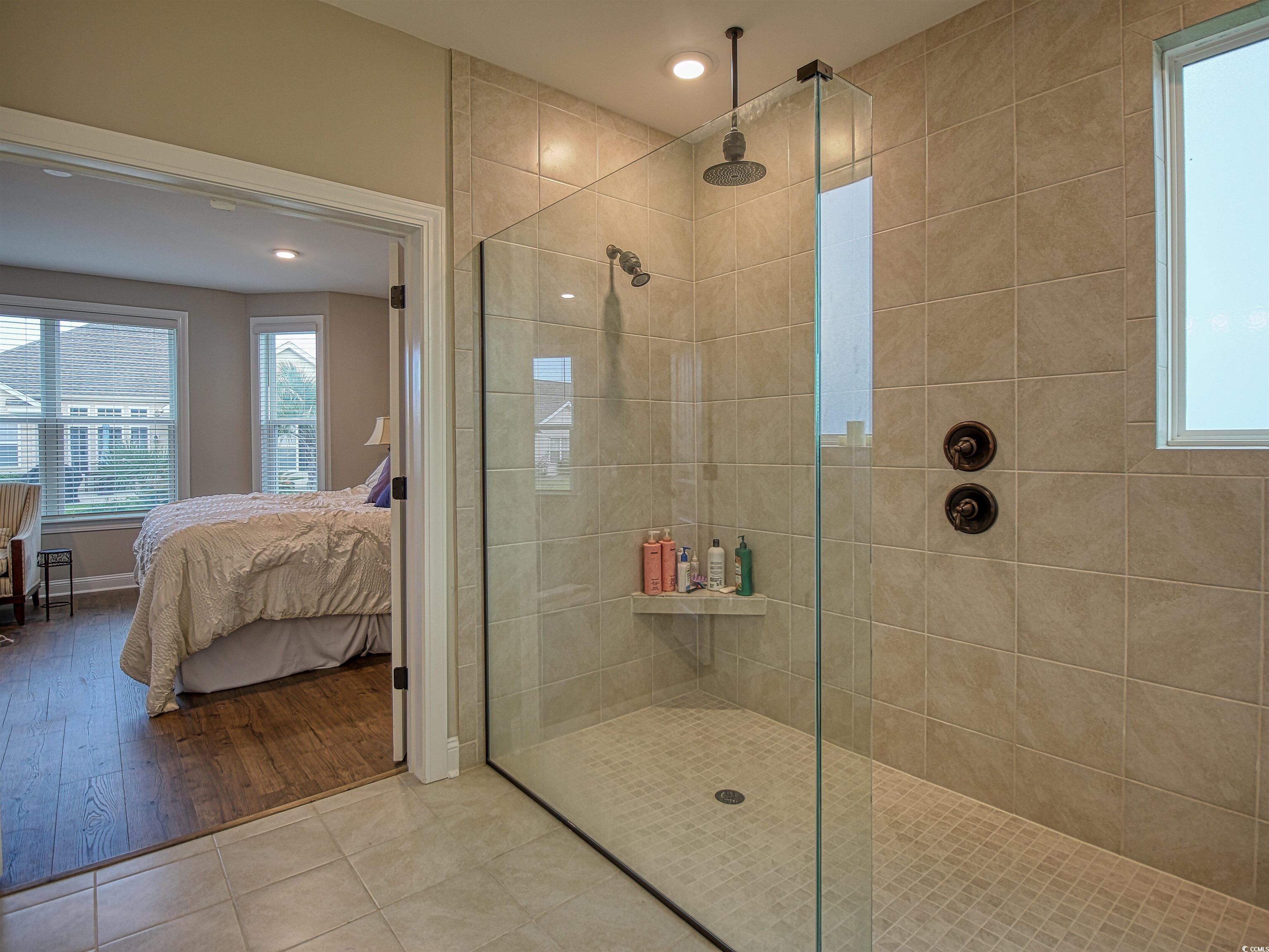 376 Mikita Dr. Property Photo 21