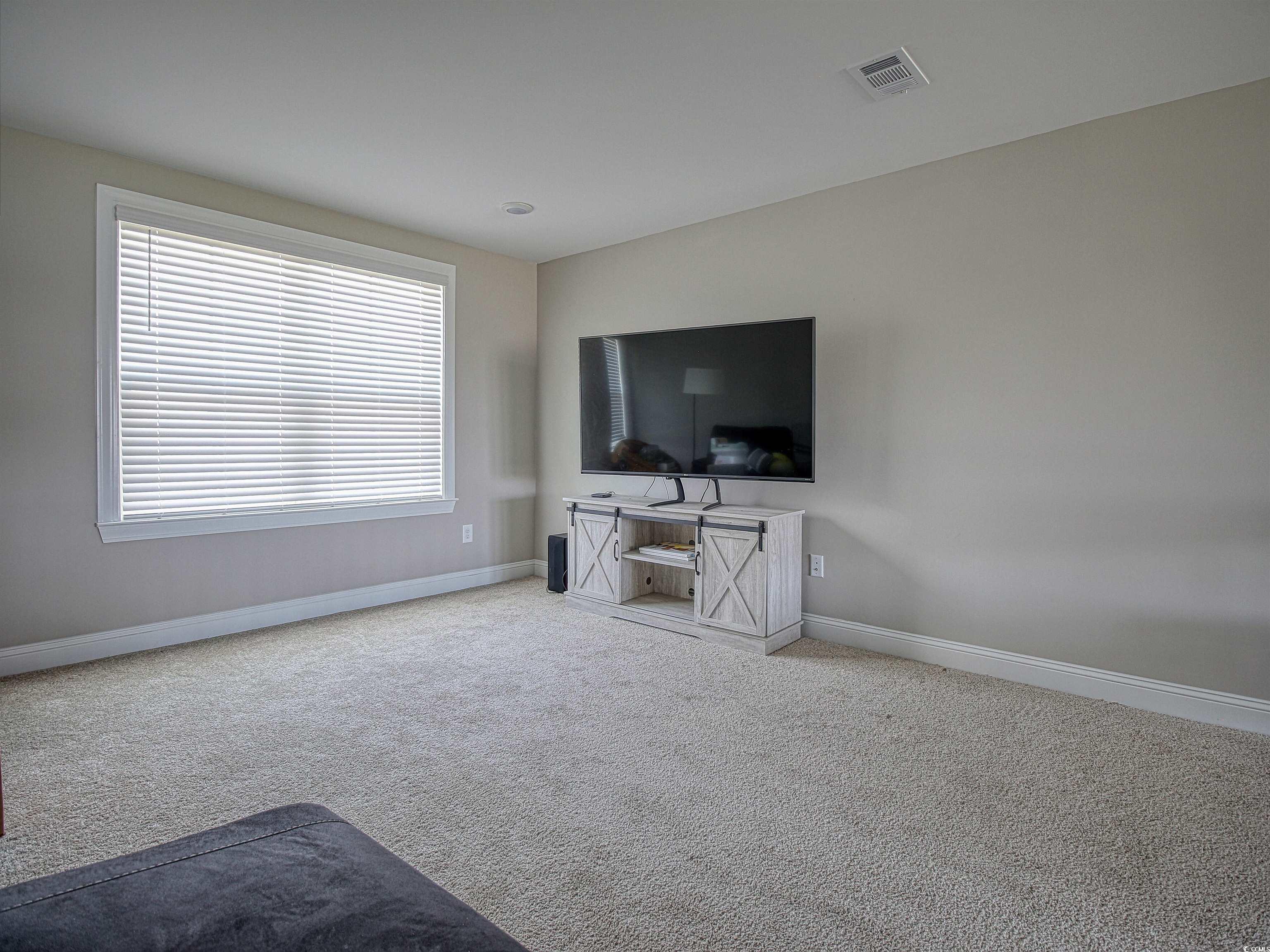 376 Mikita Dr. Property Photo 26