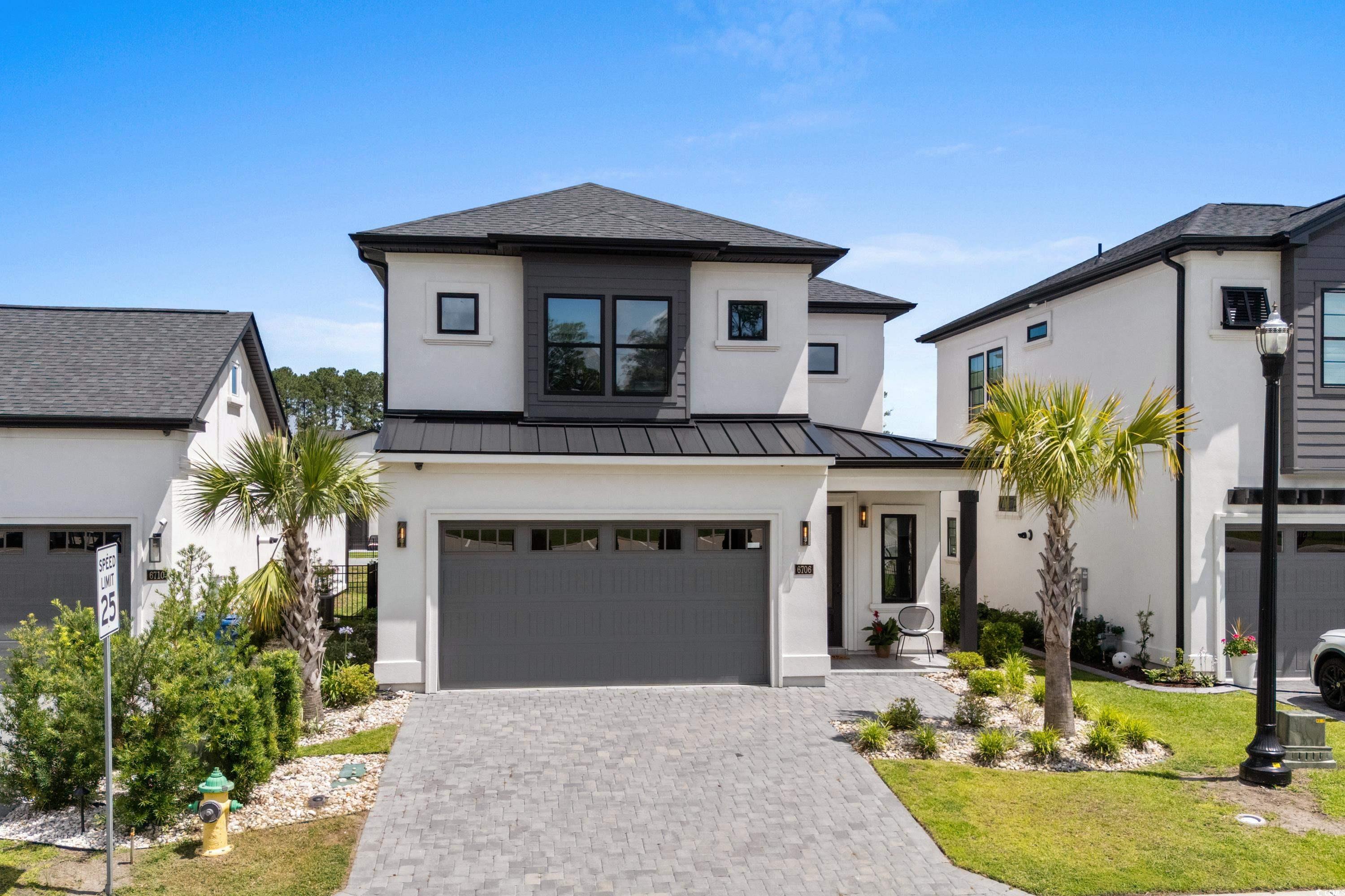 6706 Ocean Breeze Loop Property Photo 1