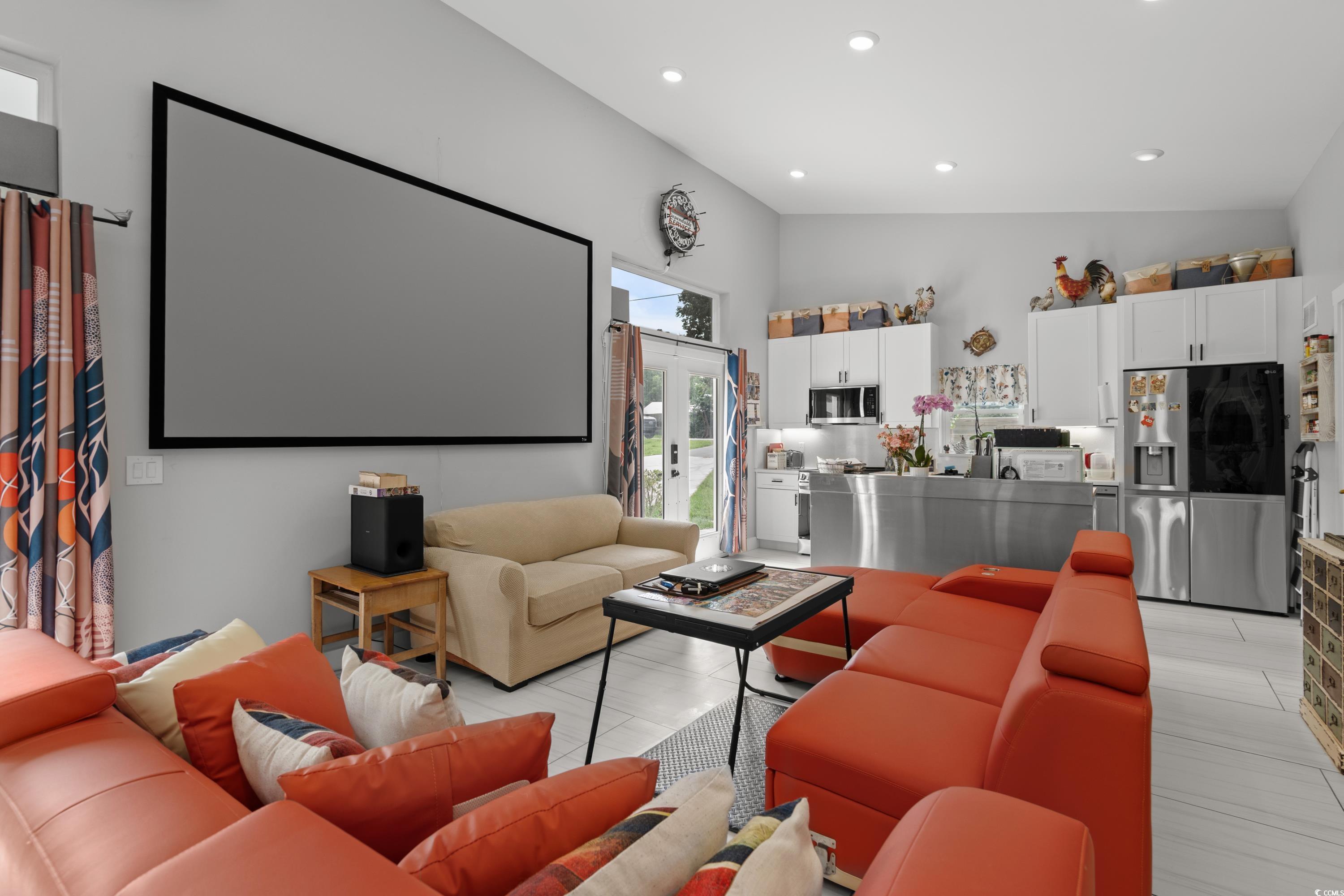 709 Highway 90 Property Photo 3