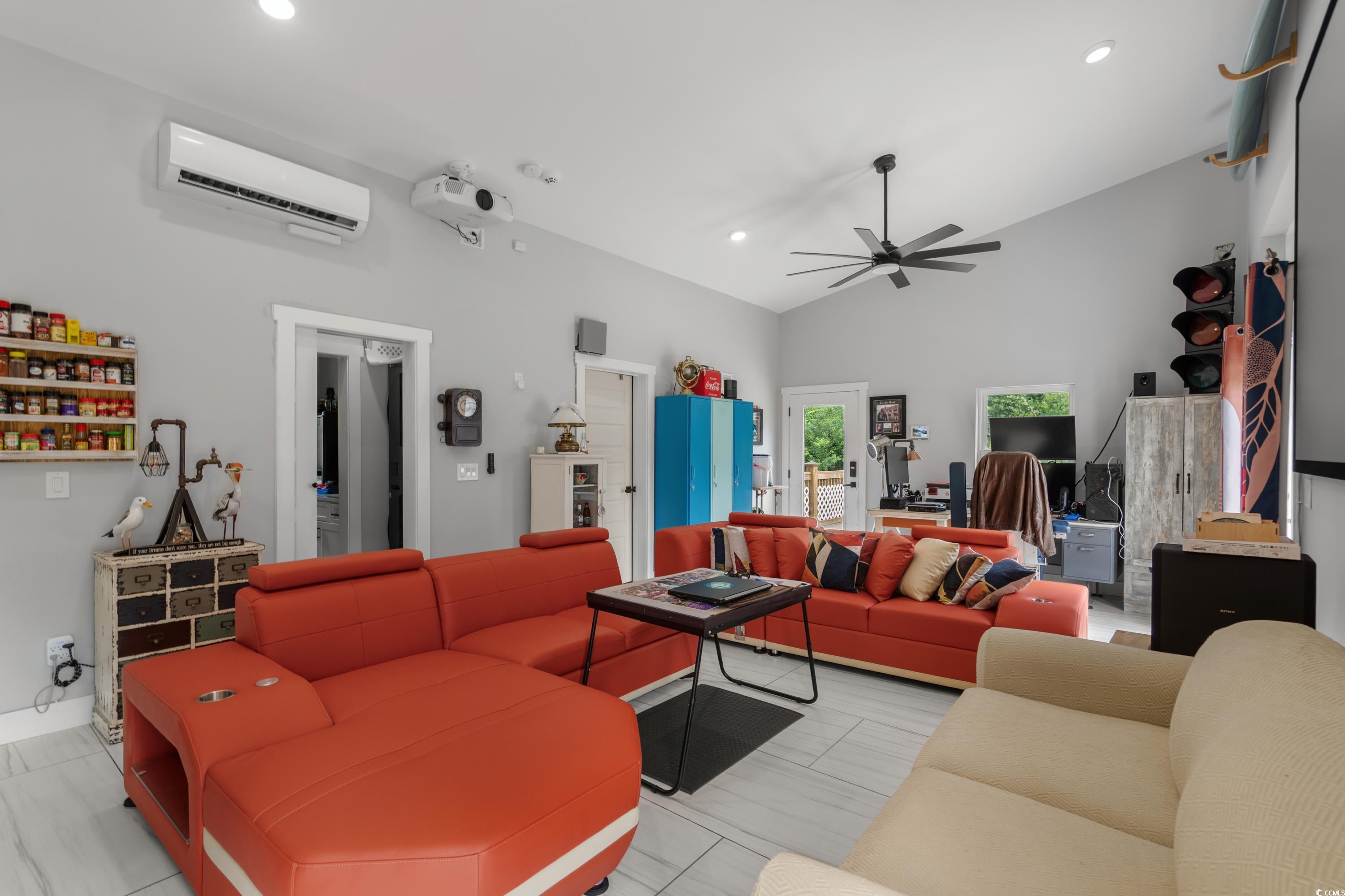 709 Highway 90 Property Photo 8