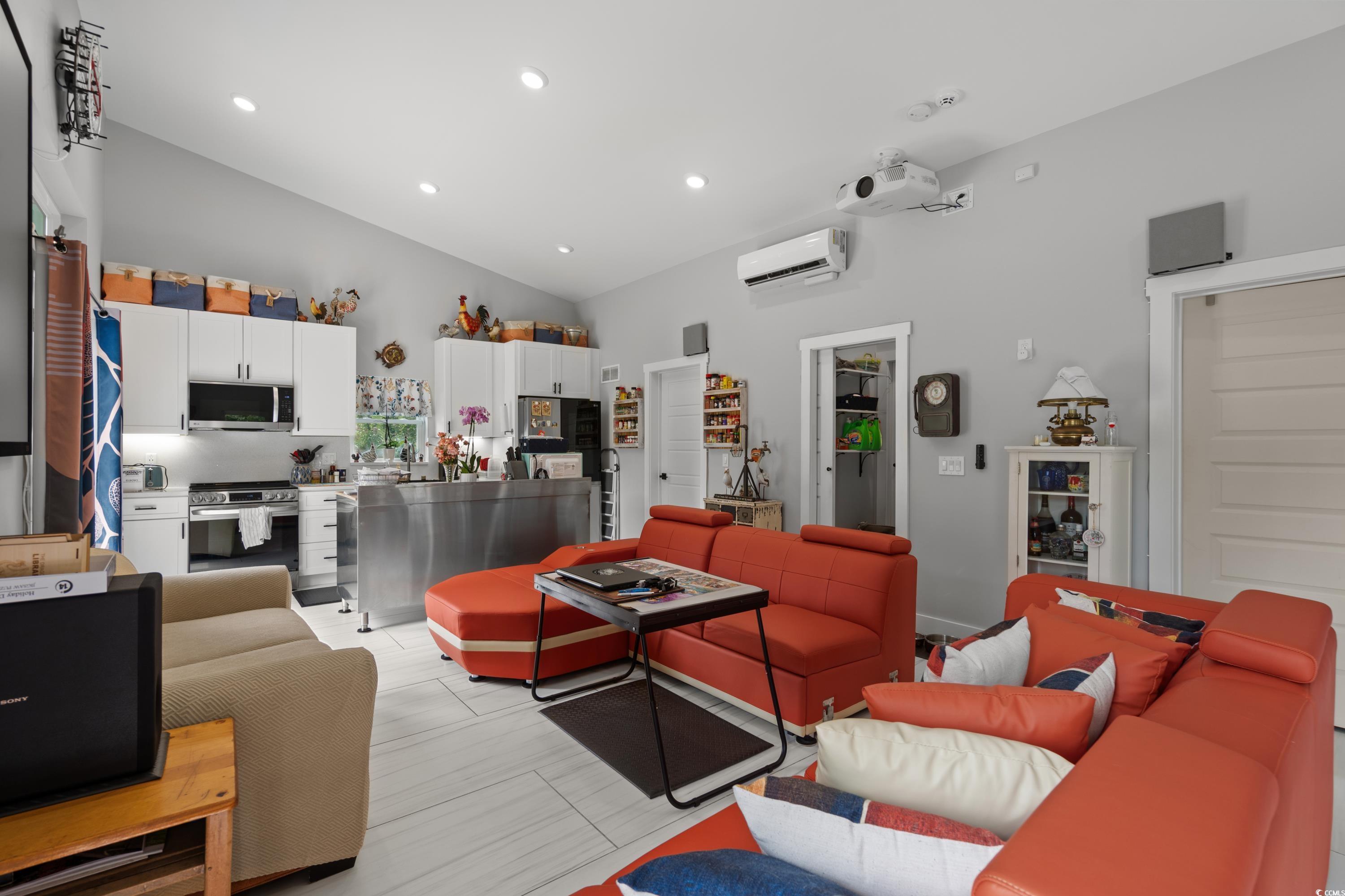 709 Highway 90 Property Photo 10