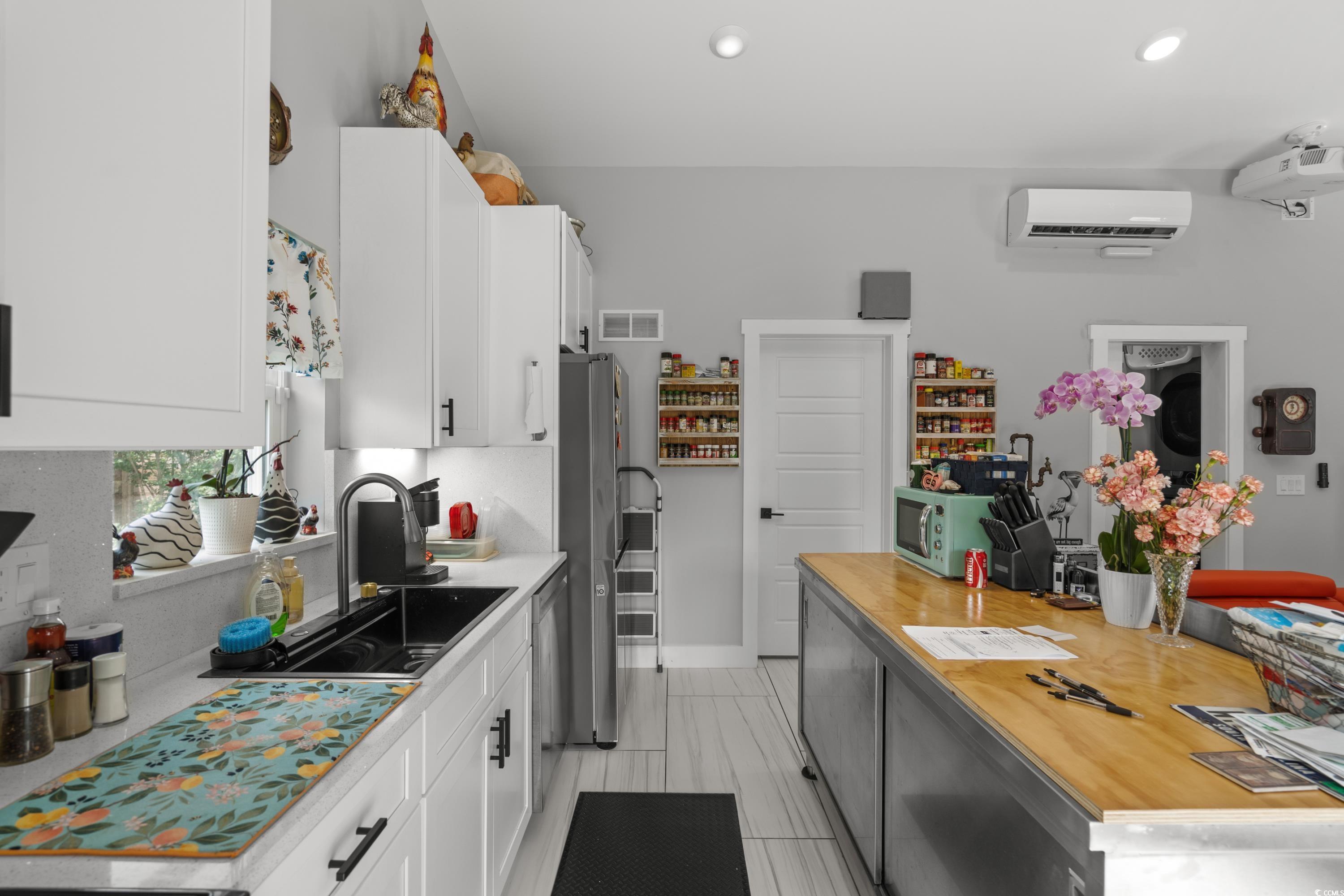 709 Highway 90 Property Photo 11