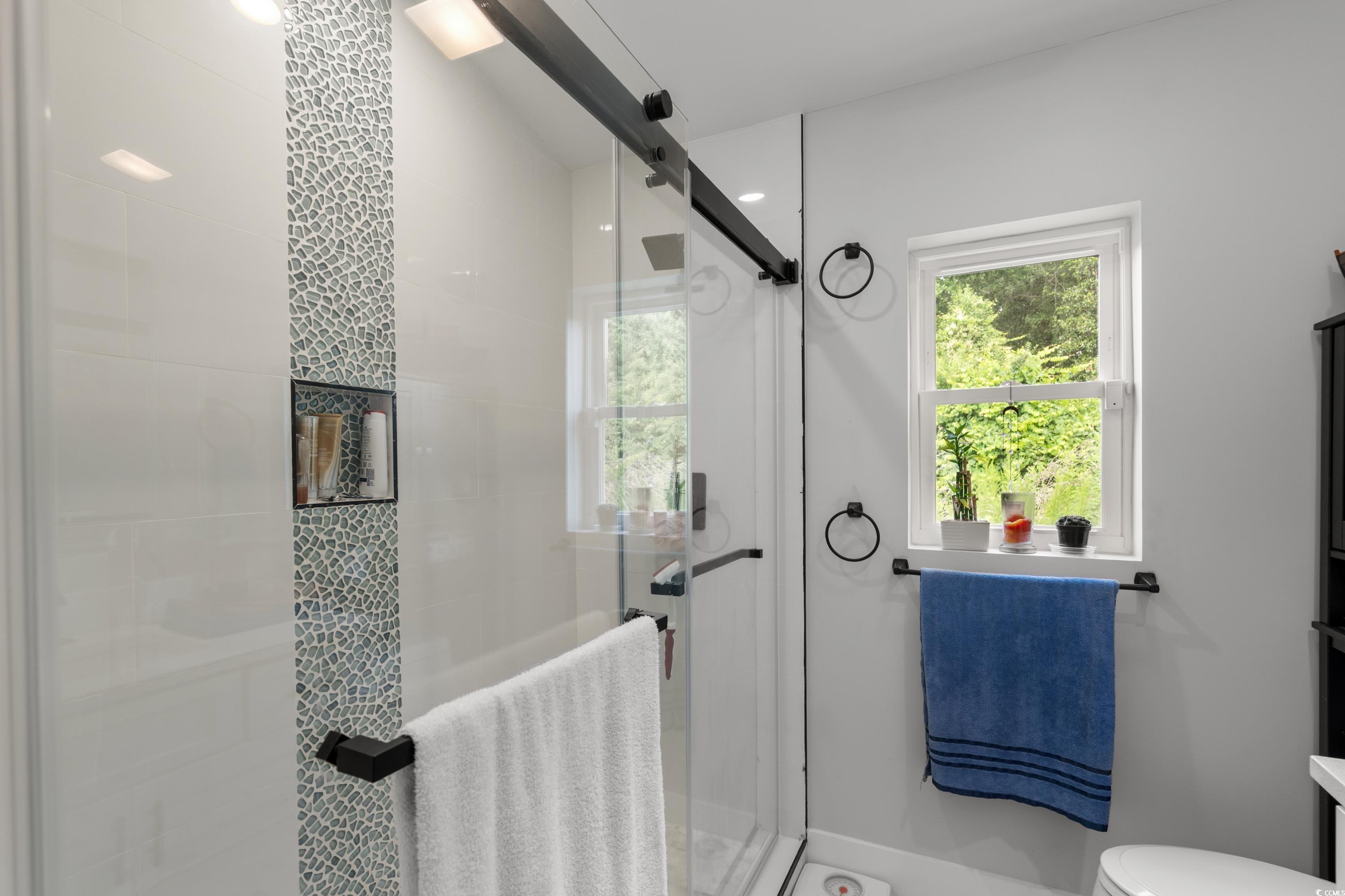 709 Highway 90 Property Photo 16