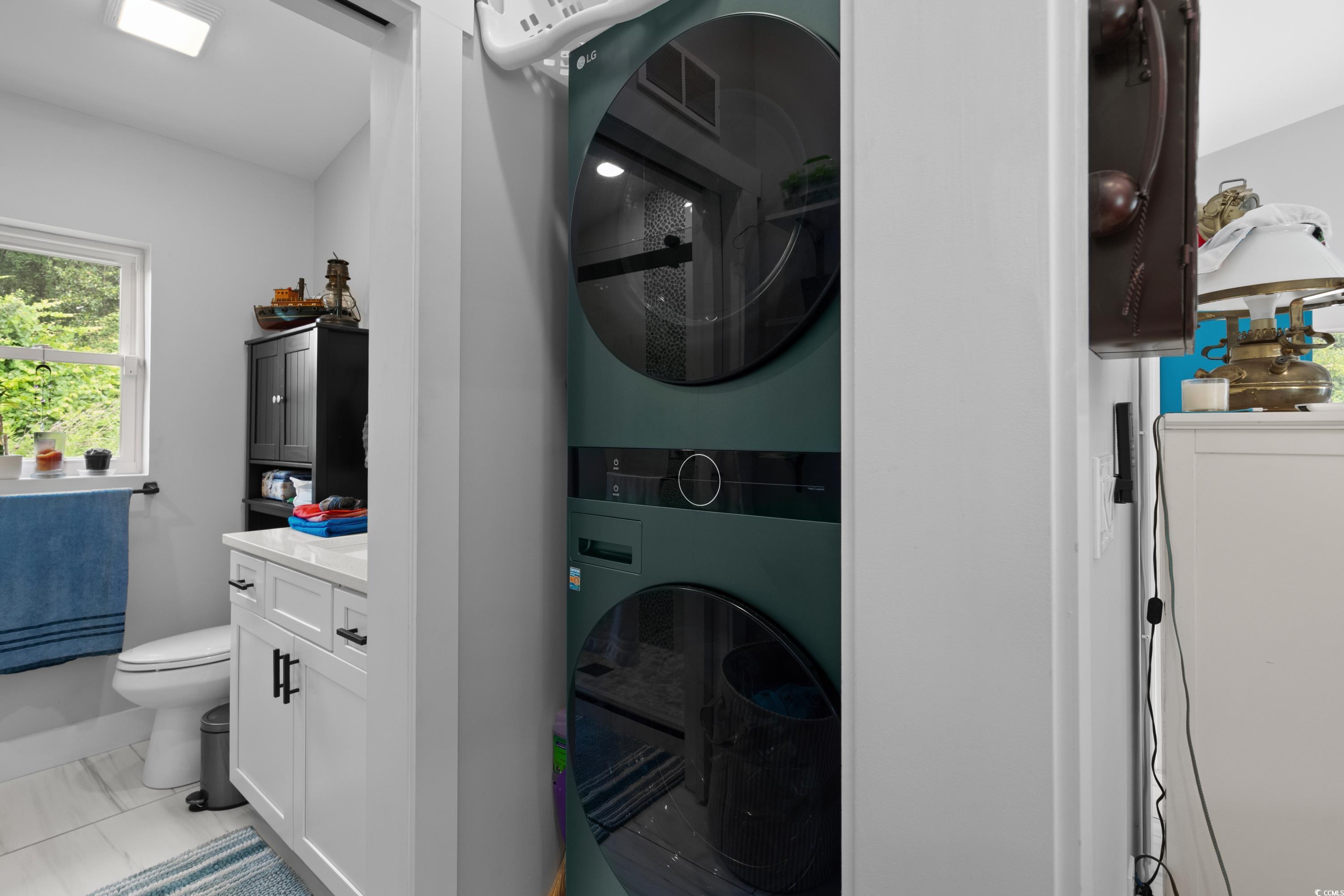 709 Highway 90 Property Photo 17