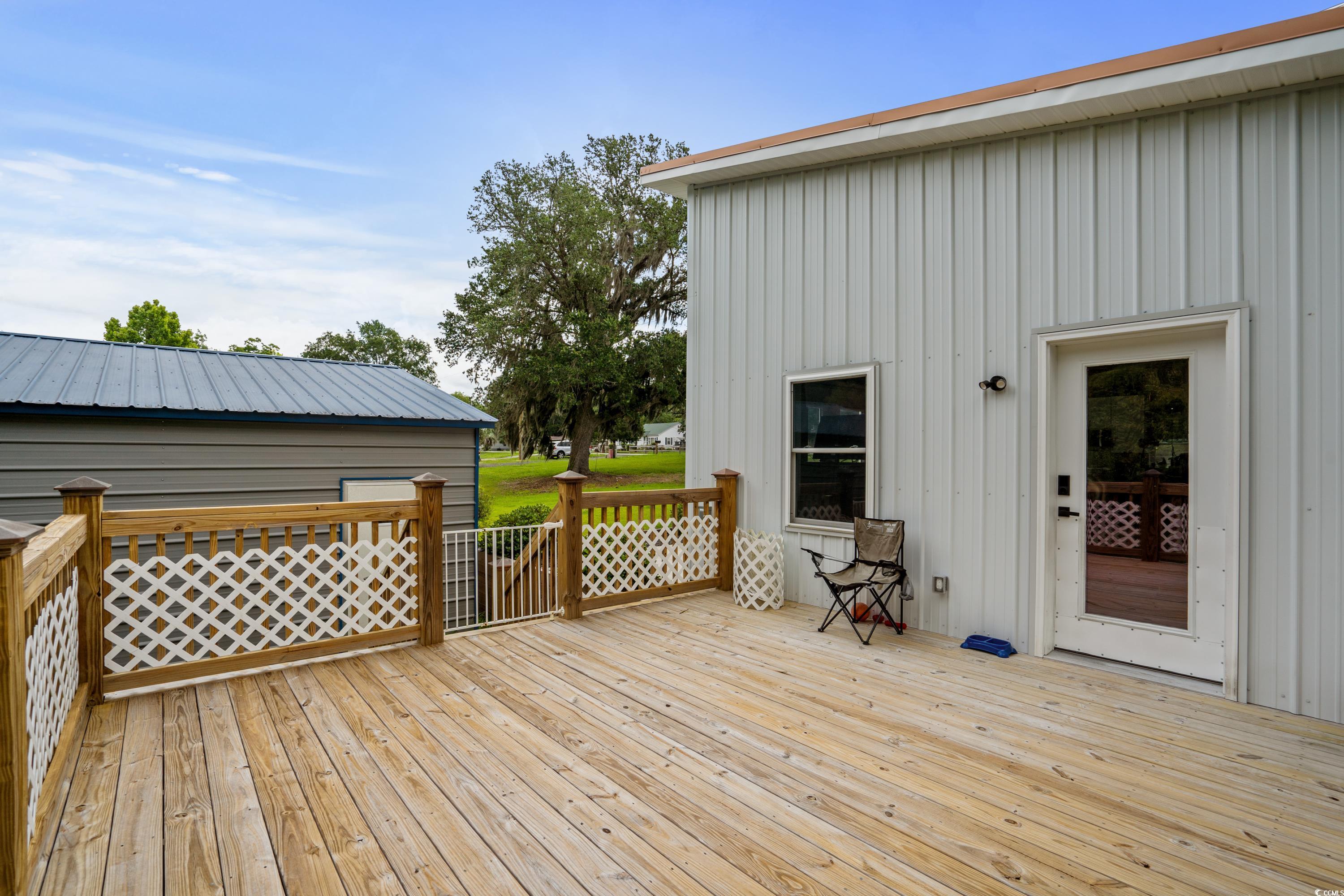 709 Highway 90 Property Photo 21