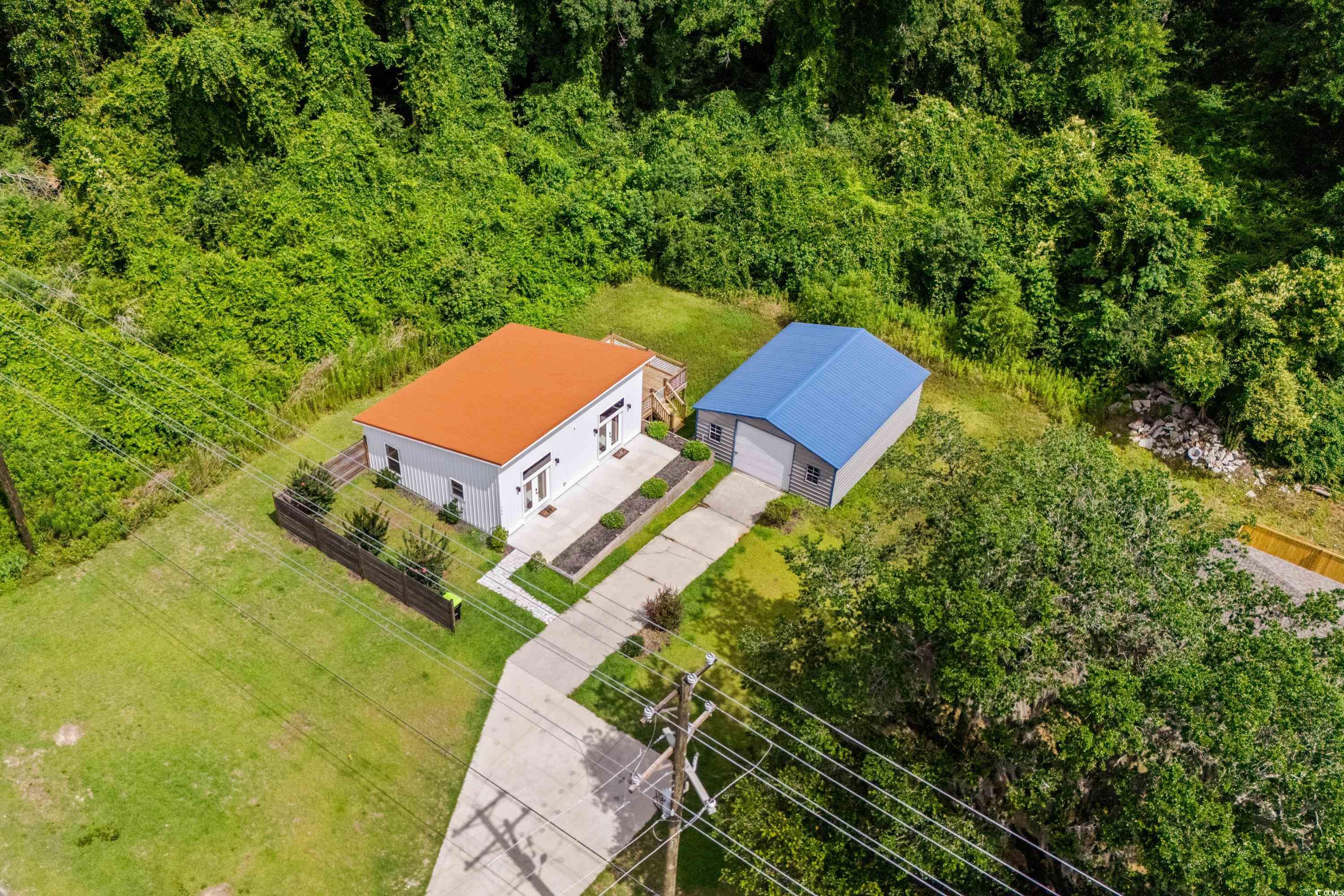709 Highway 90 Property Photo 26