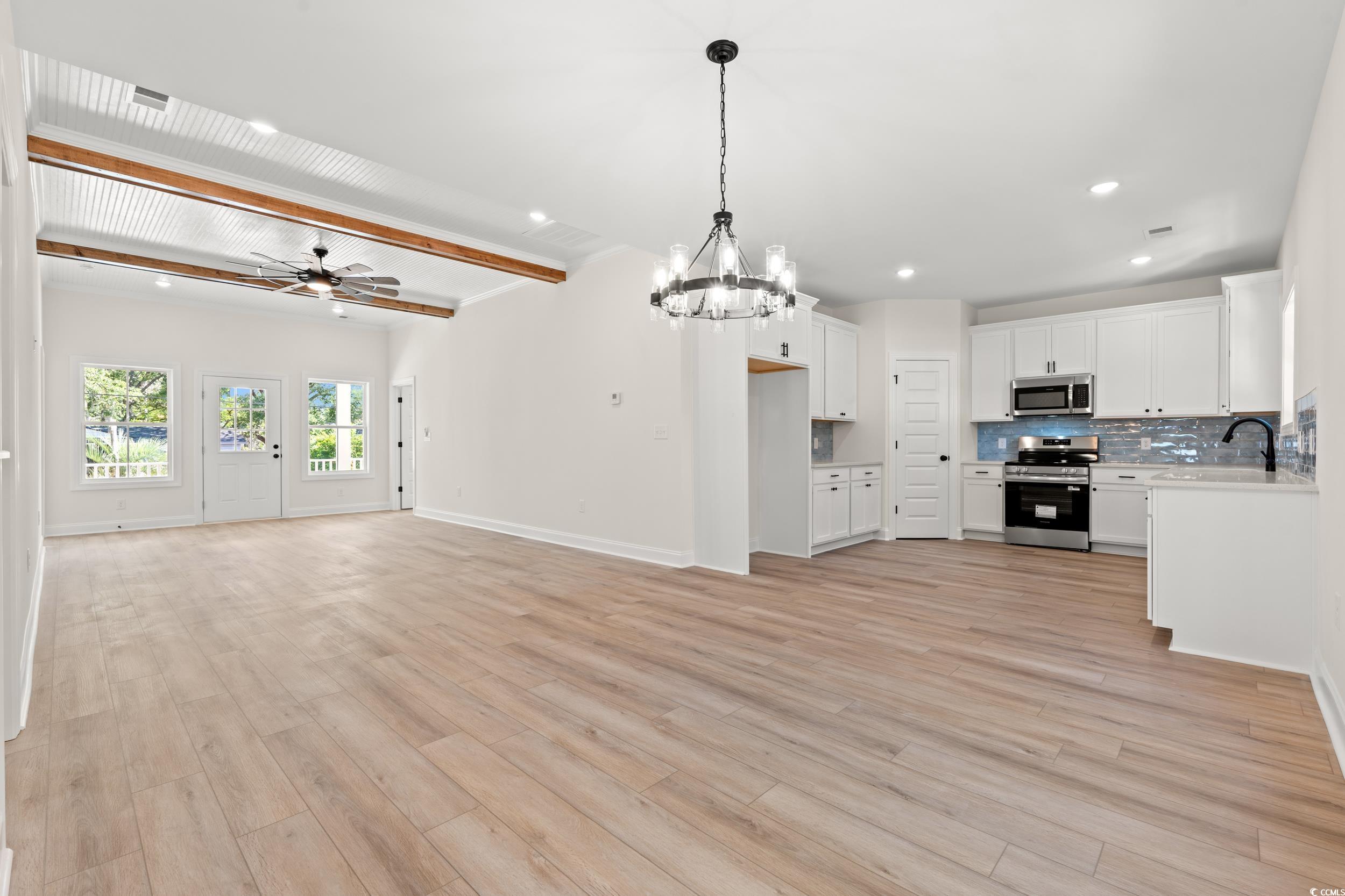 2426 Park St. Property Photo 4