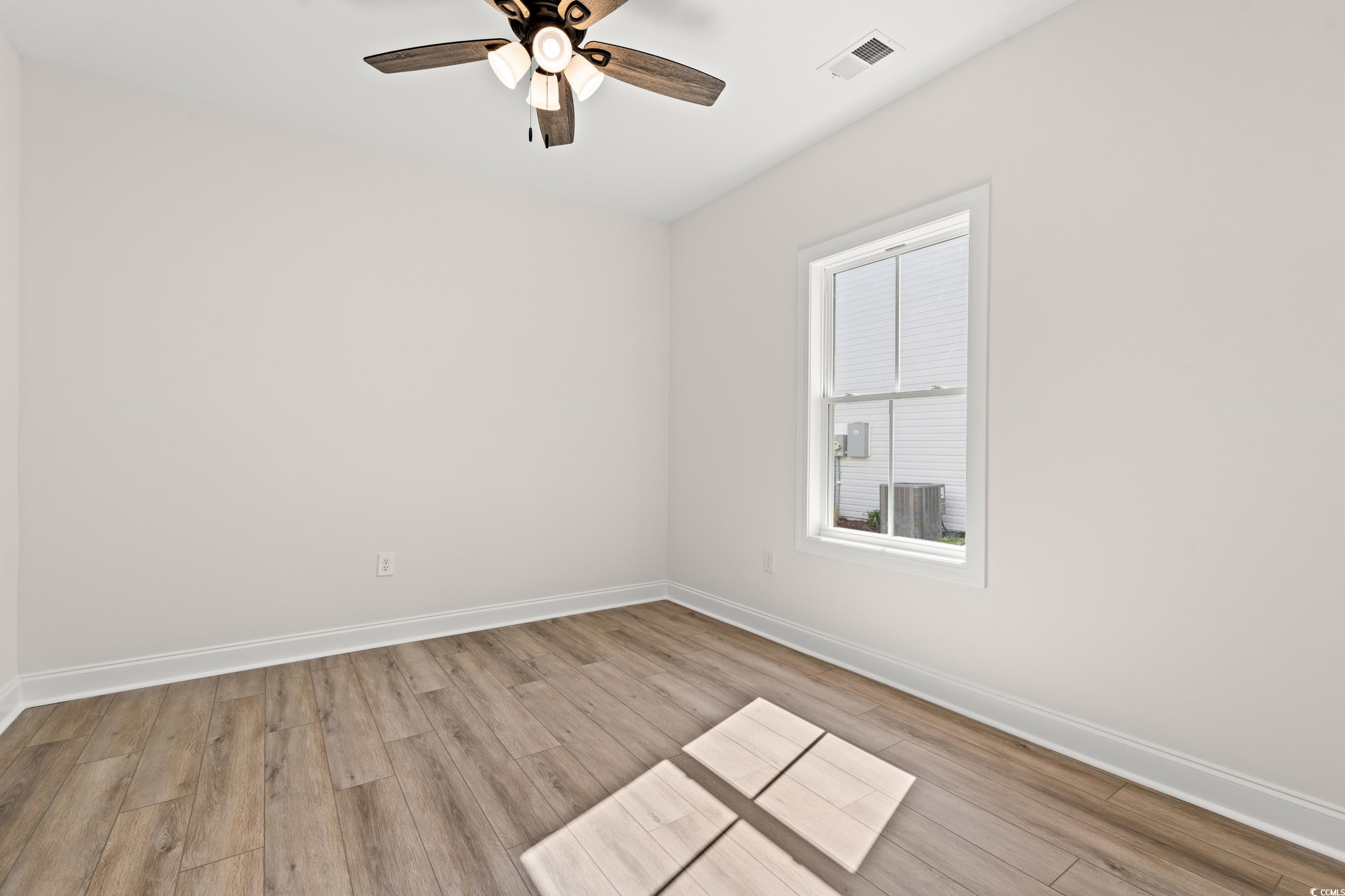 2426 Park St. Property Photo 15