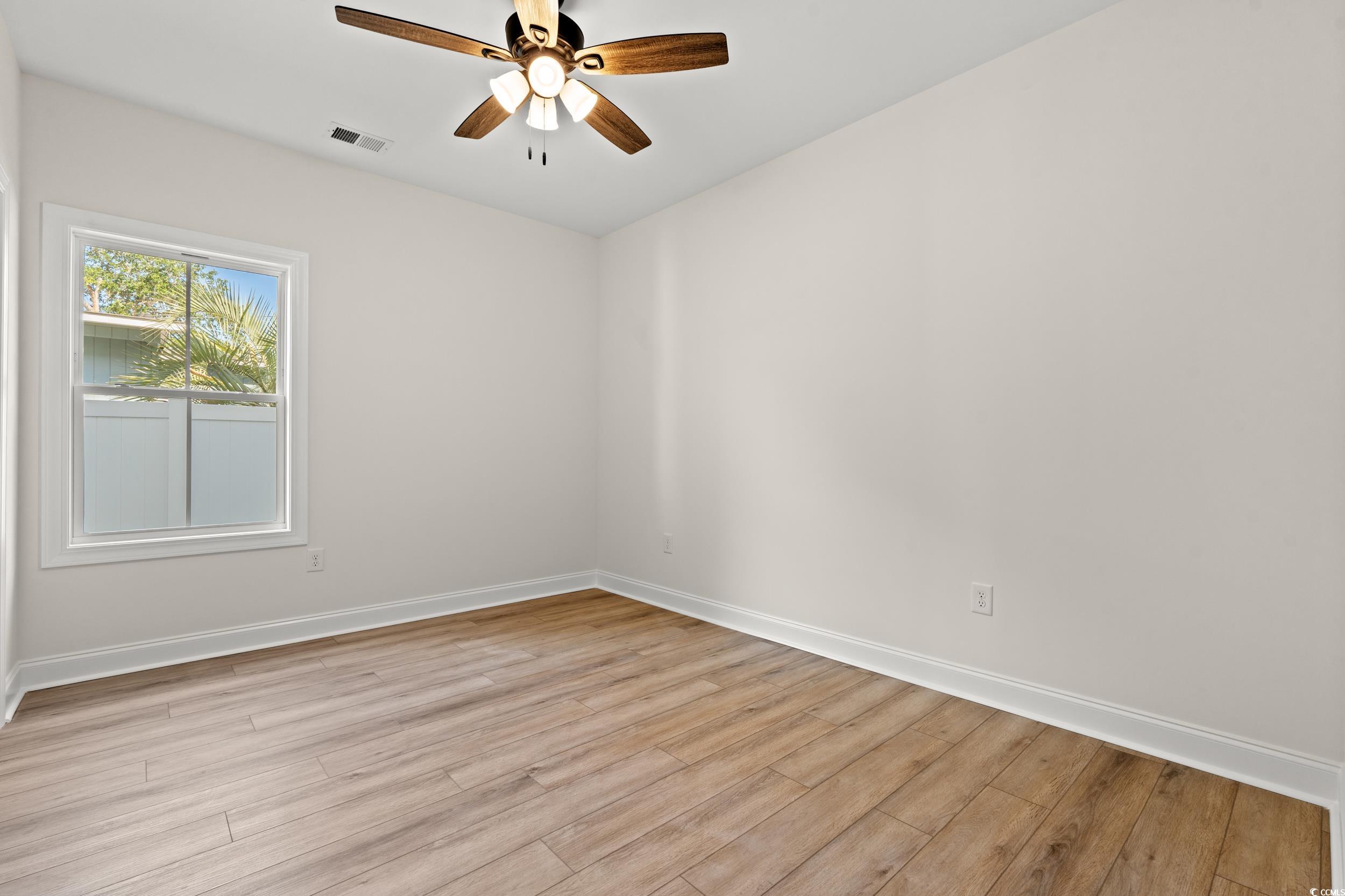 2426 Park St. Property Photo 18