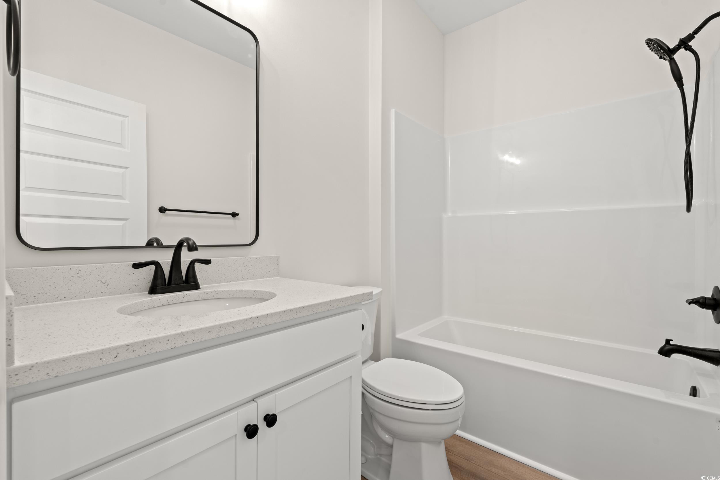 2426 Park St. Property Photo 21