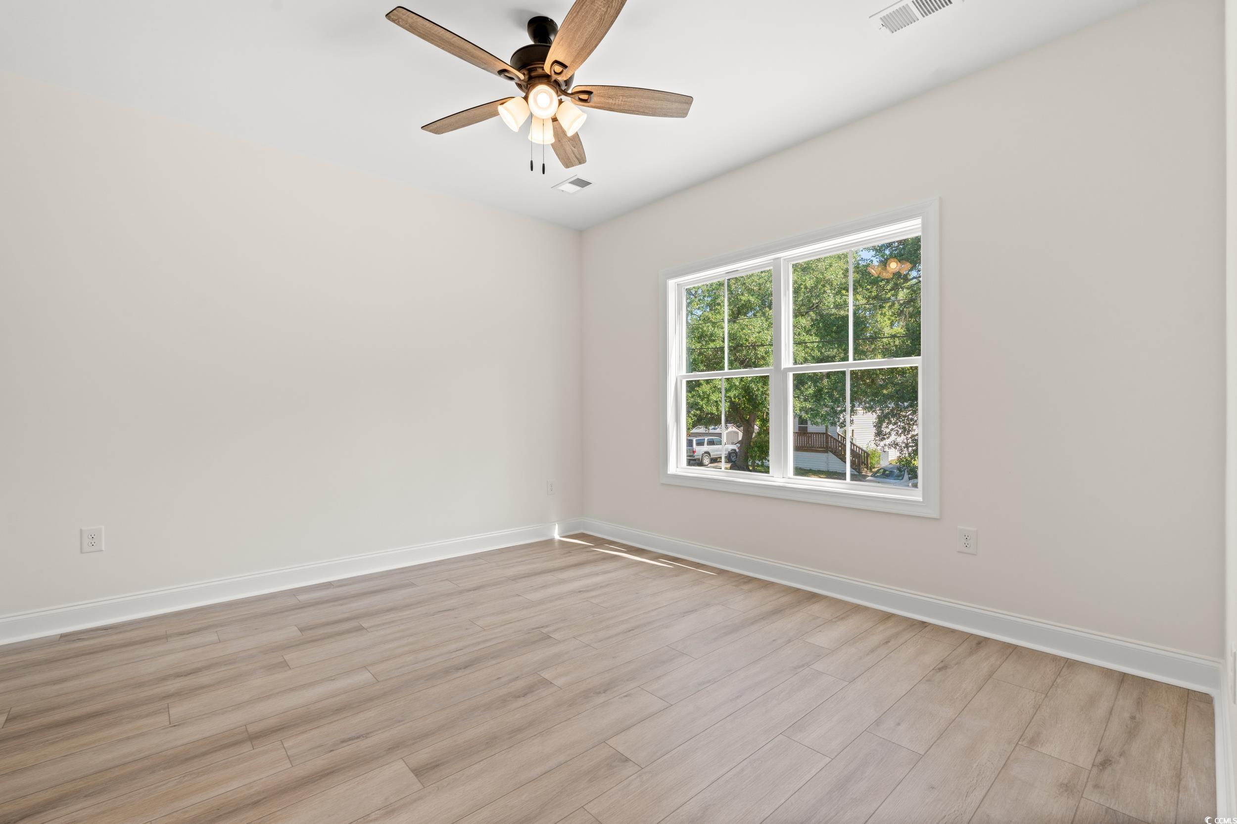 2426 Park St. Property Photo 22