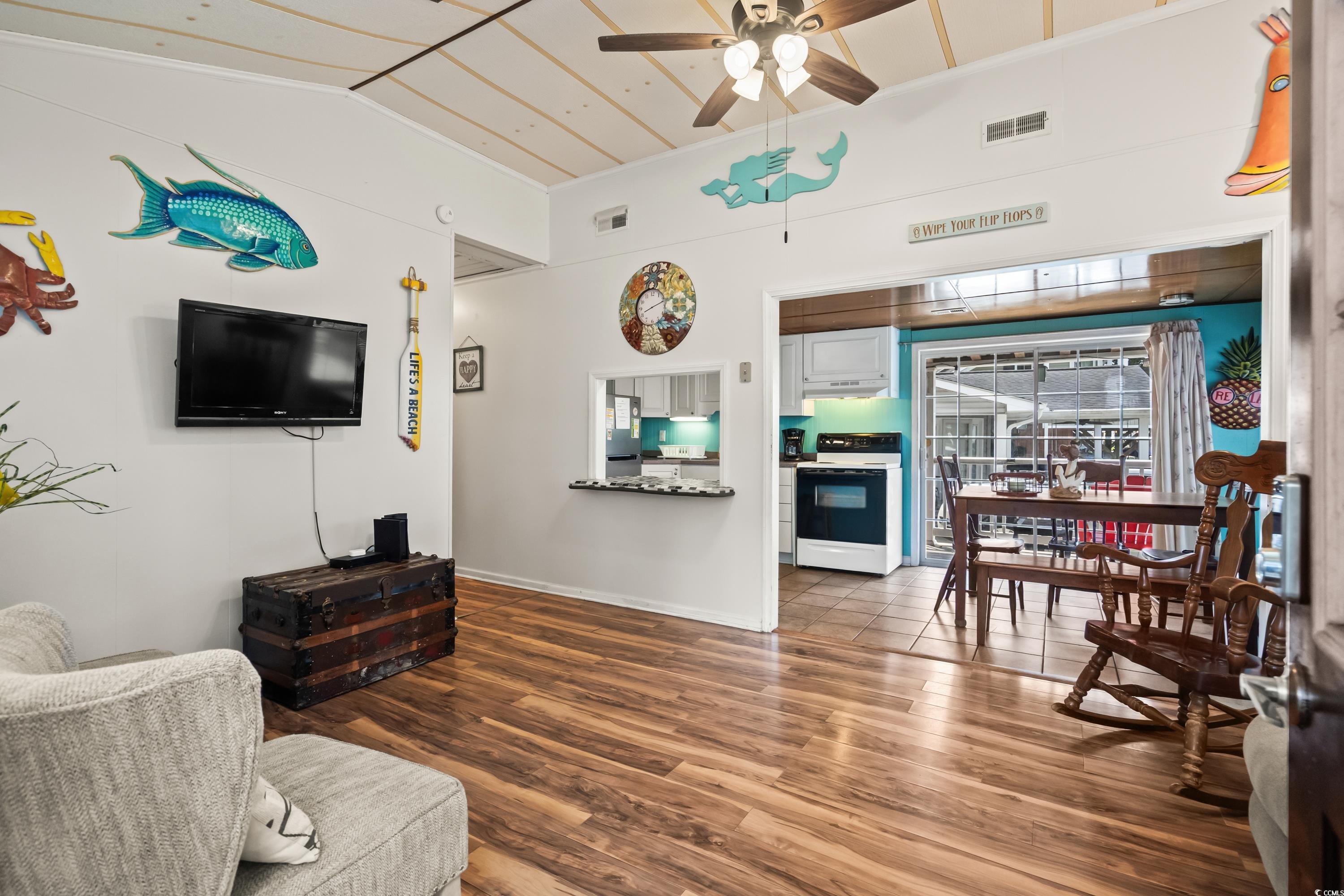 6001- 1286 S Kings Highway Property Photo 4