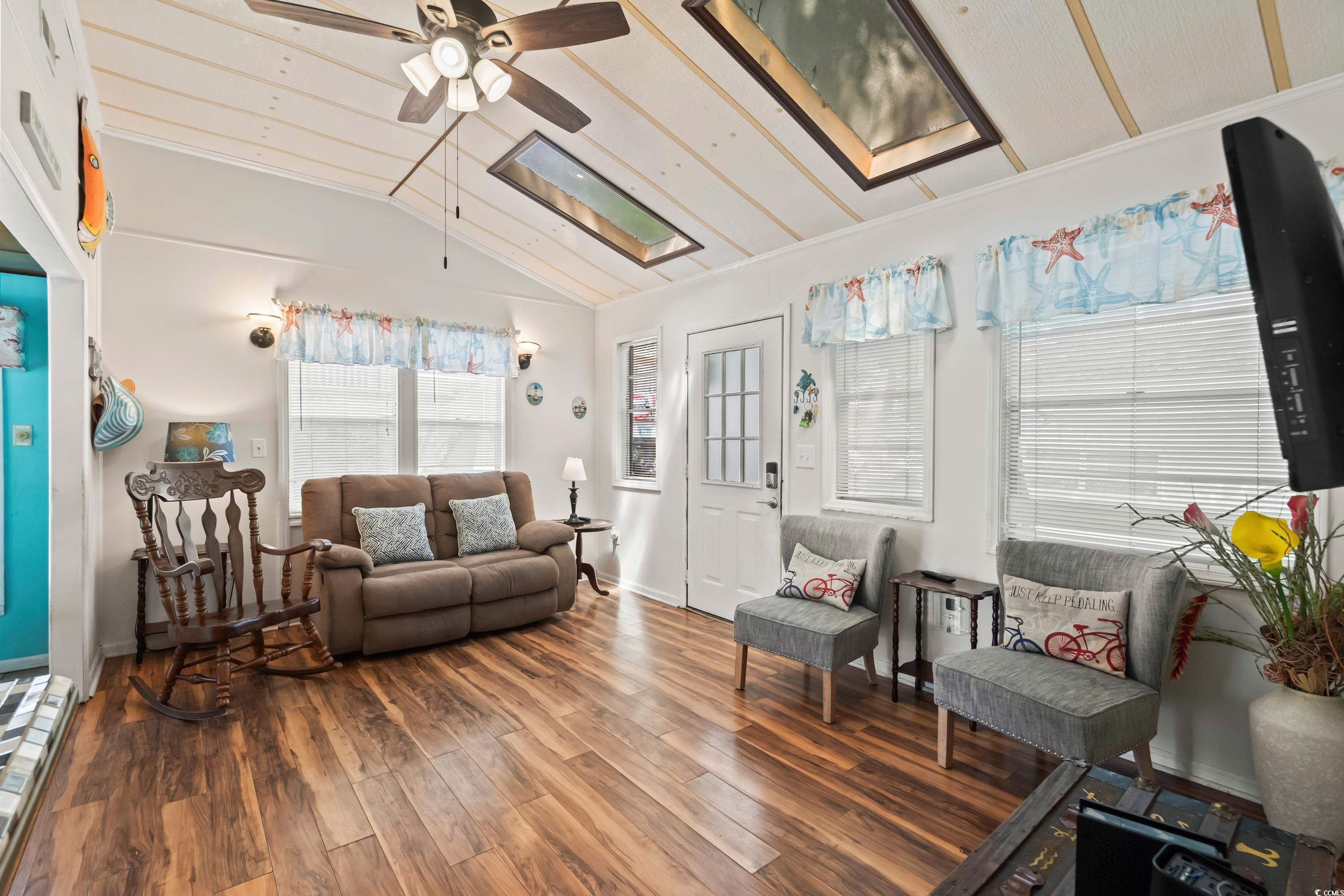 6001- 1286 S Kings Highway Property Photo 7