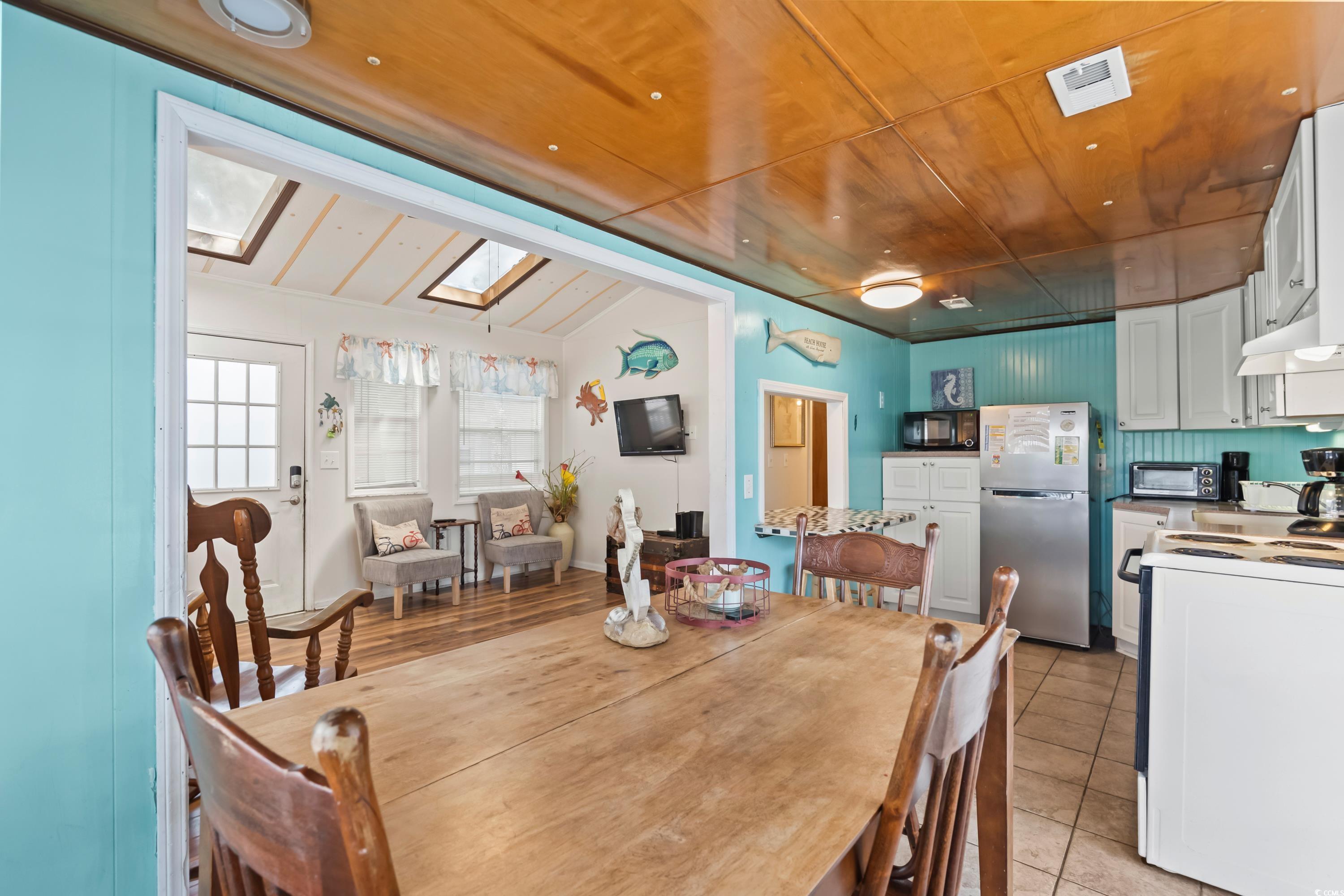 6001- 1286 S Kings Highway Property Photo 14