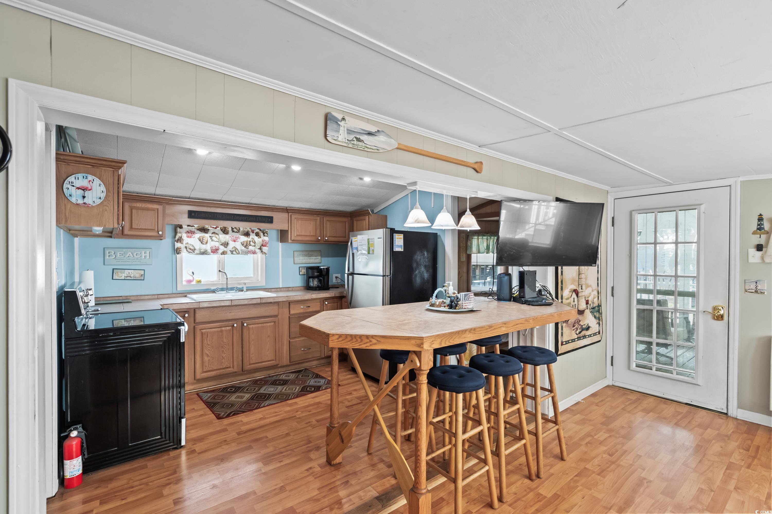 6001- 1637 S Kings Highway Property Photo 10