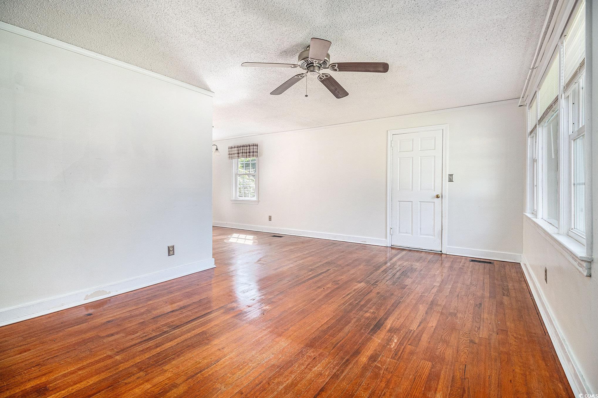 320 Edgewood Circle Property Photo 8