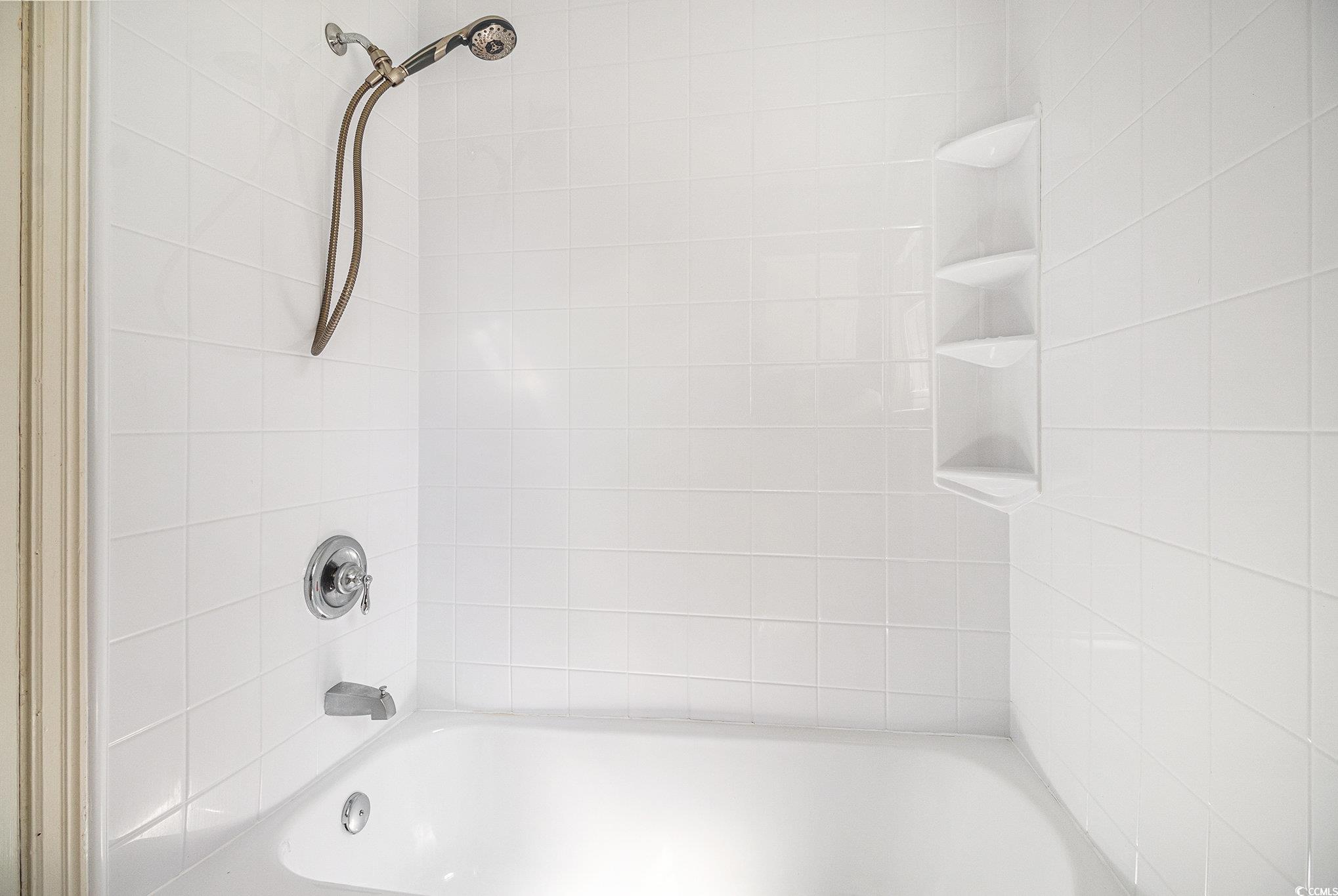 320 Edgewood Circle Property Photo 13