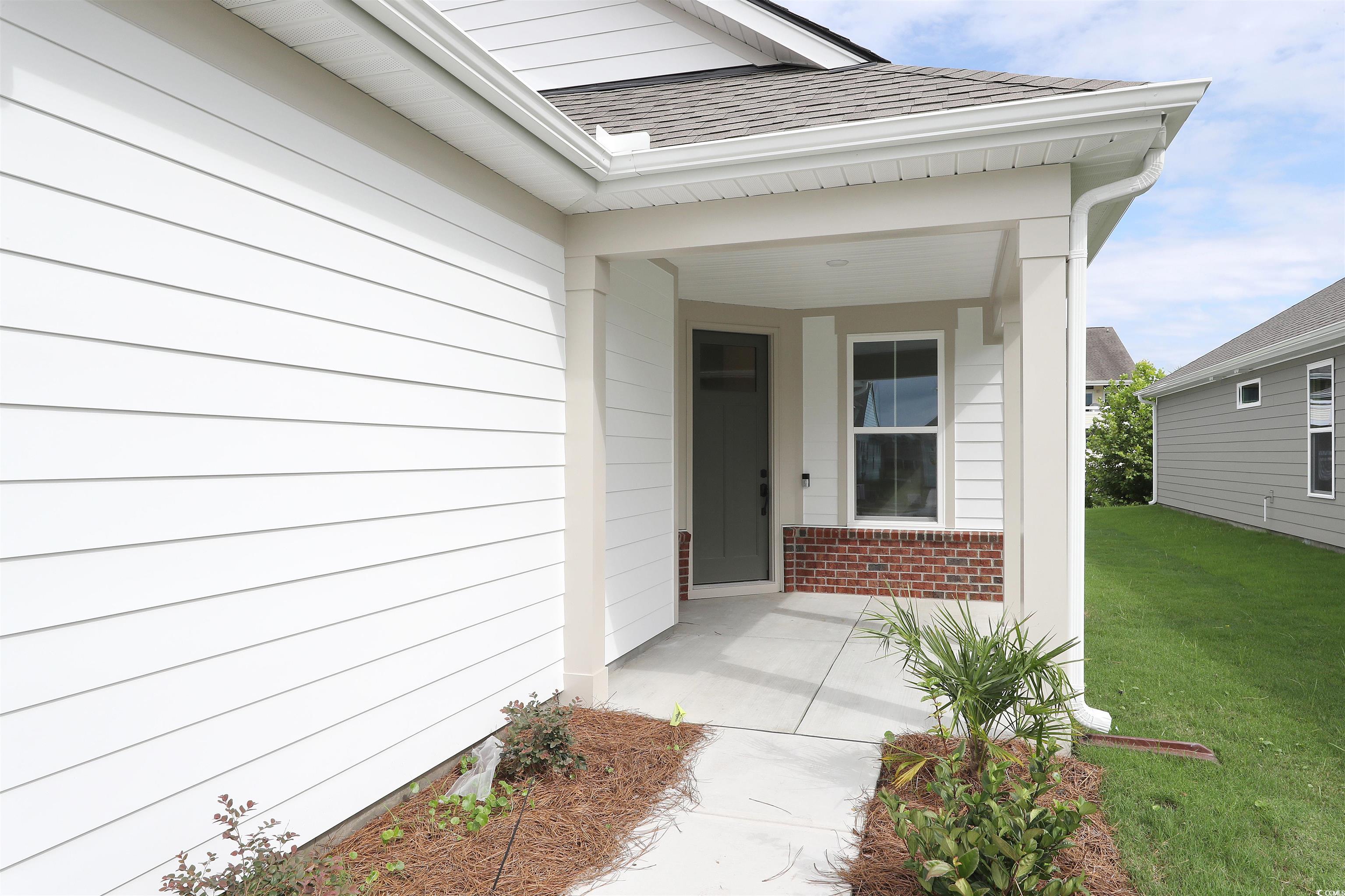 1221 Lady Bird Way Property Photo 3