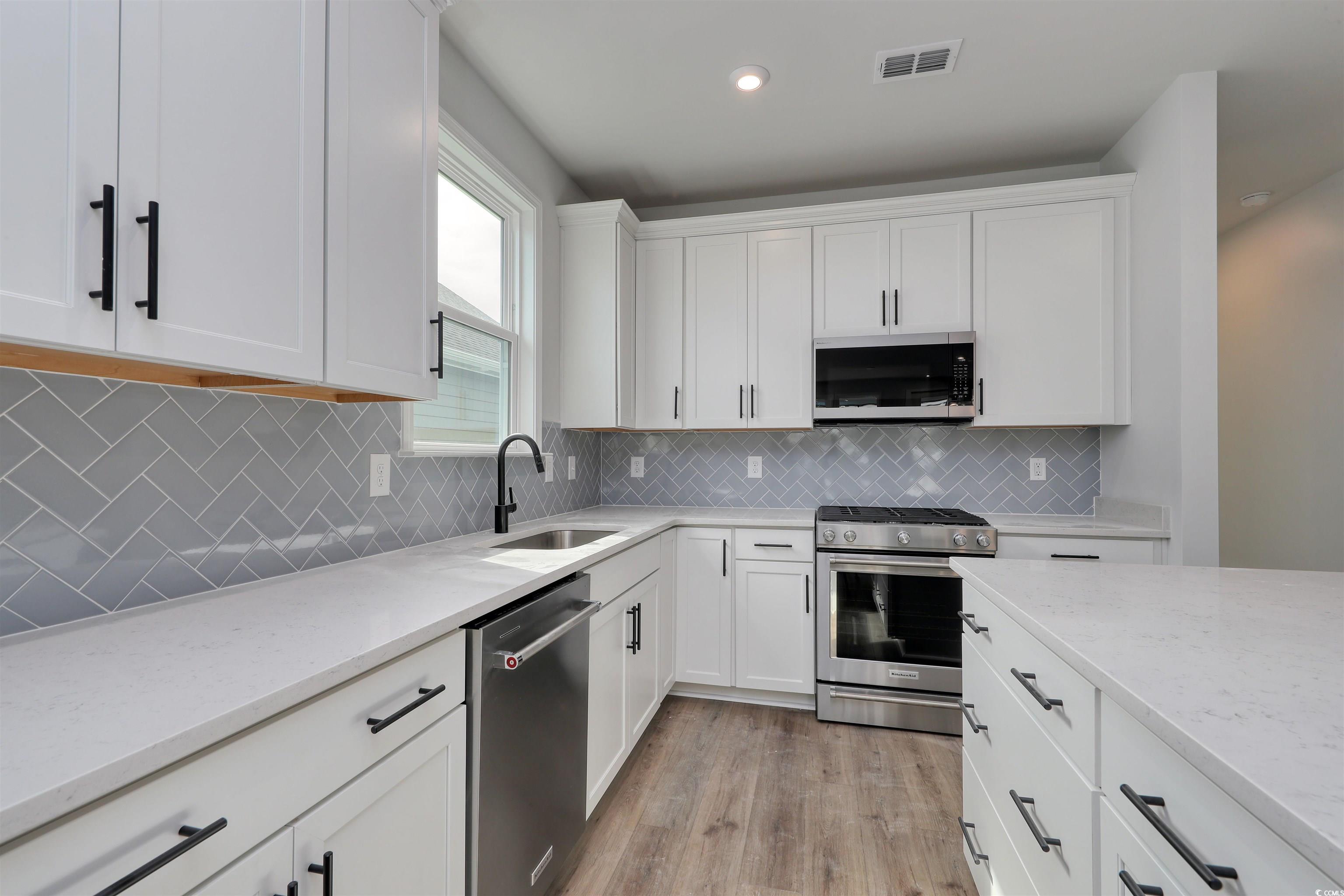 1221 Lady Bird Way Property Photo 16