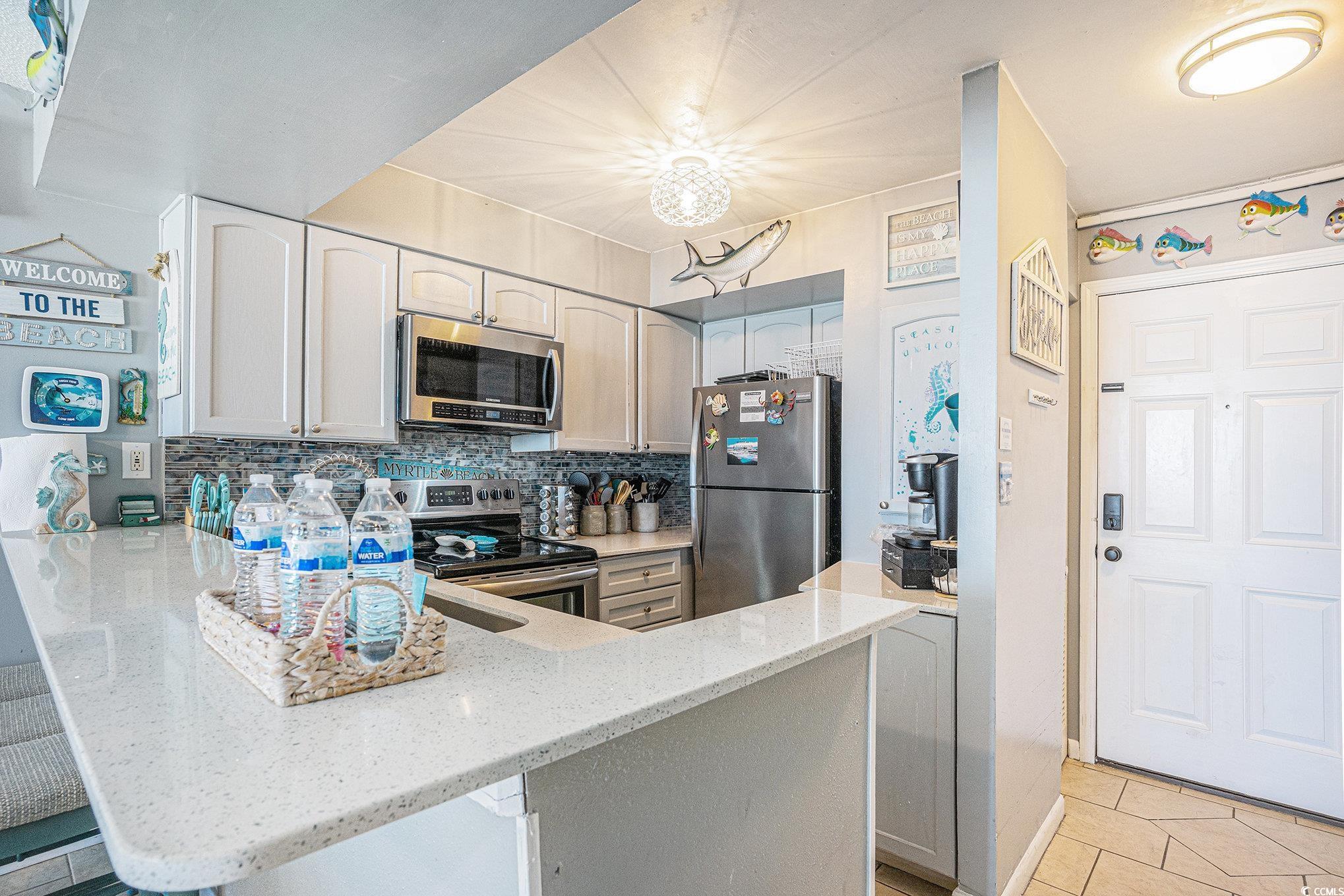 9400 Shore Dr. Property Photo 15