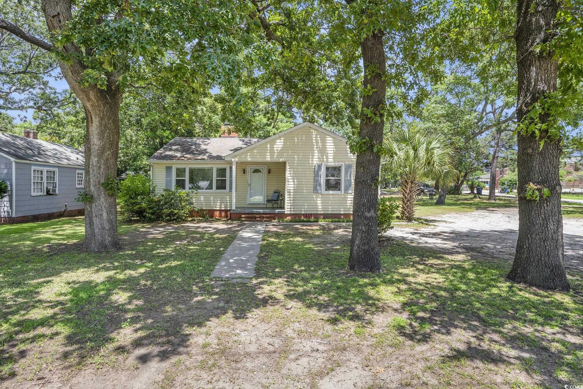 602 3rd Ave. N Property Photo 1