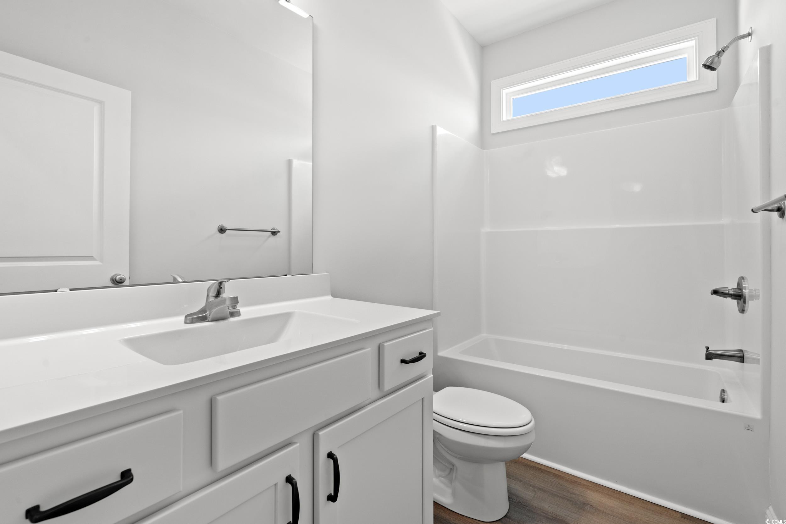 5009 Shore Breeze Dr. Property Photo 21