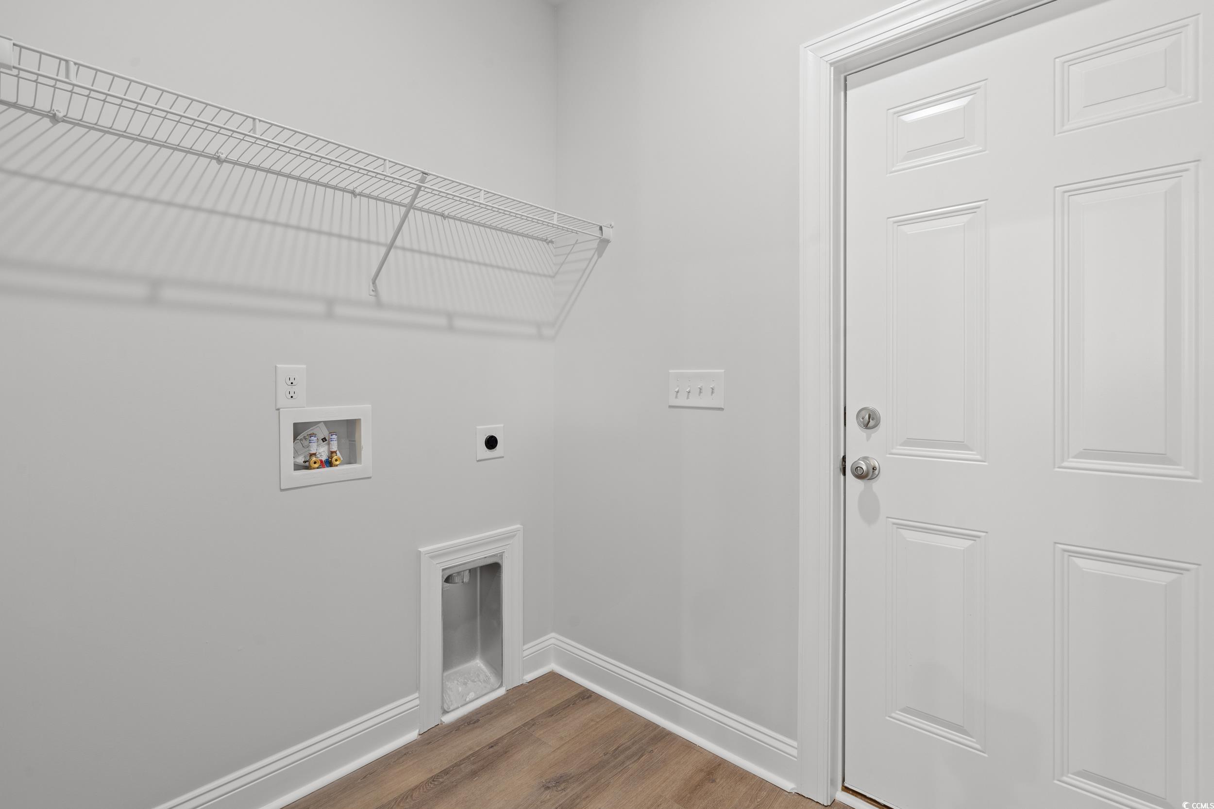 5009 Shore Breeze Dr. Property Photo 25