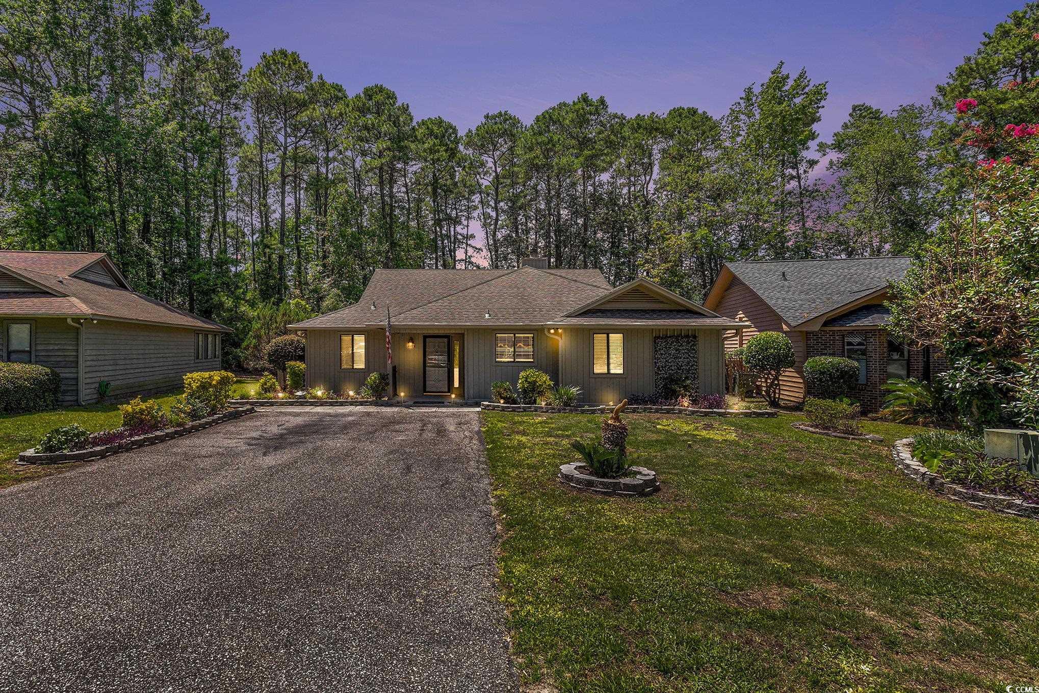 137 Hickory Dr. Property Photo 2