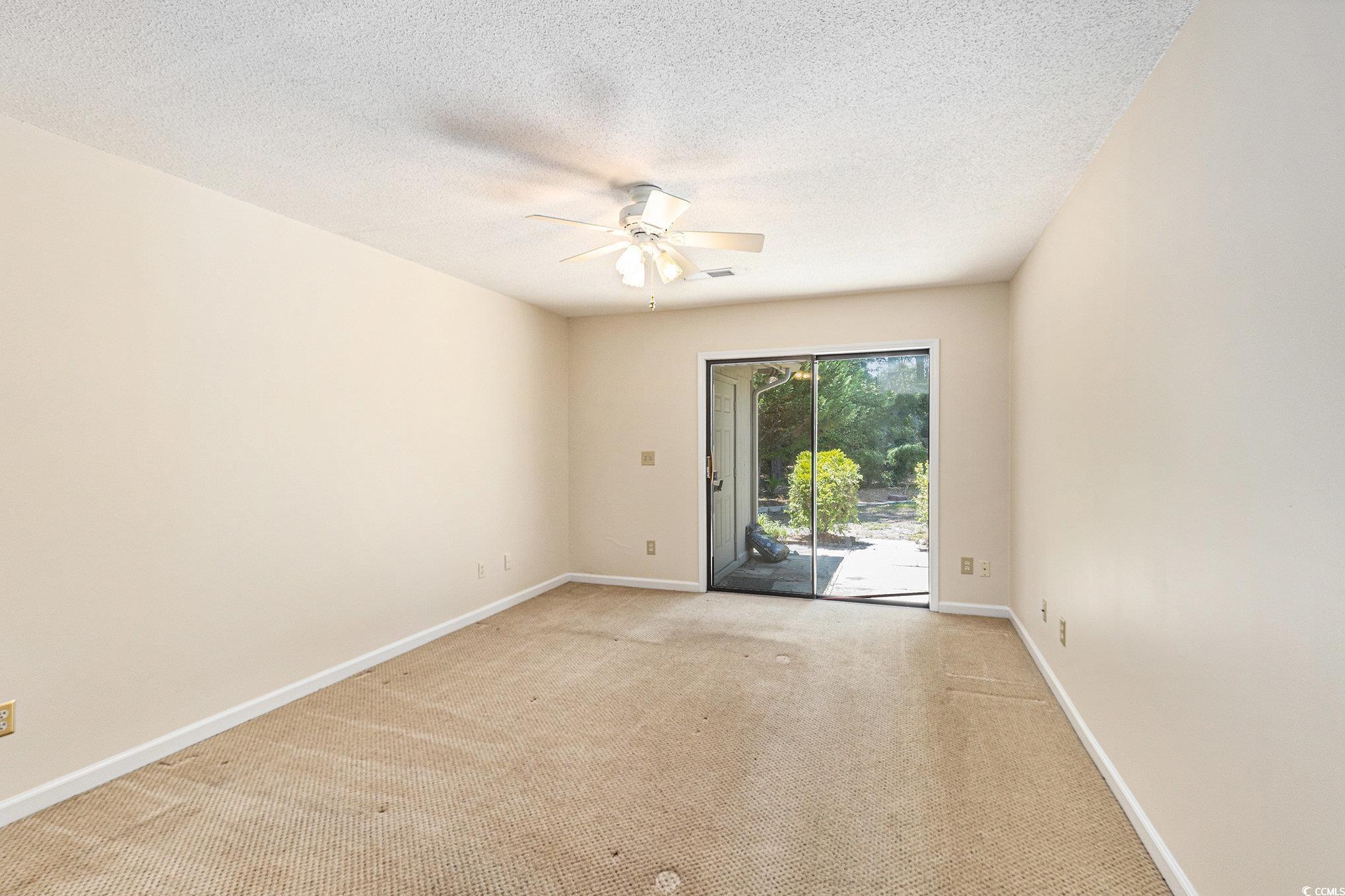 137 Hickory Dr. Property Photo 24