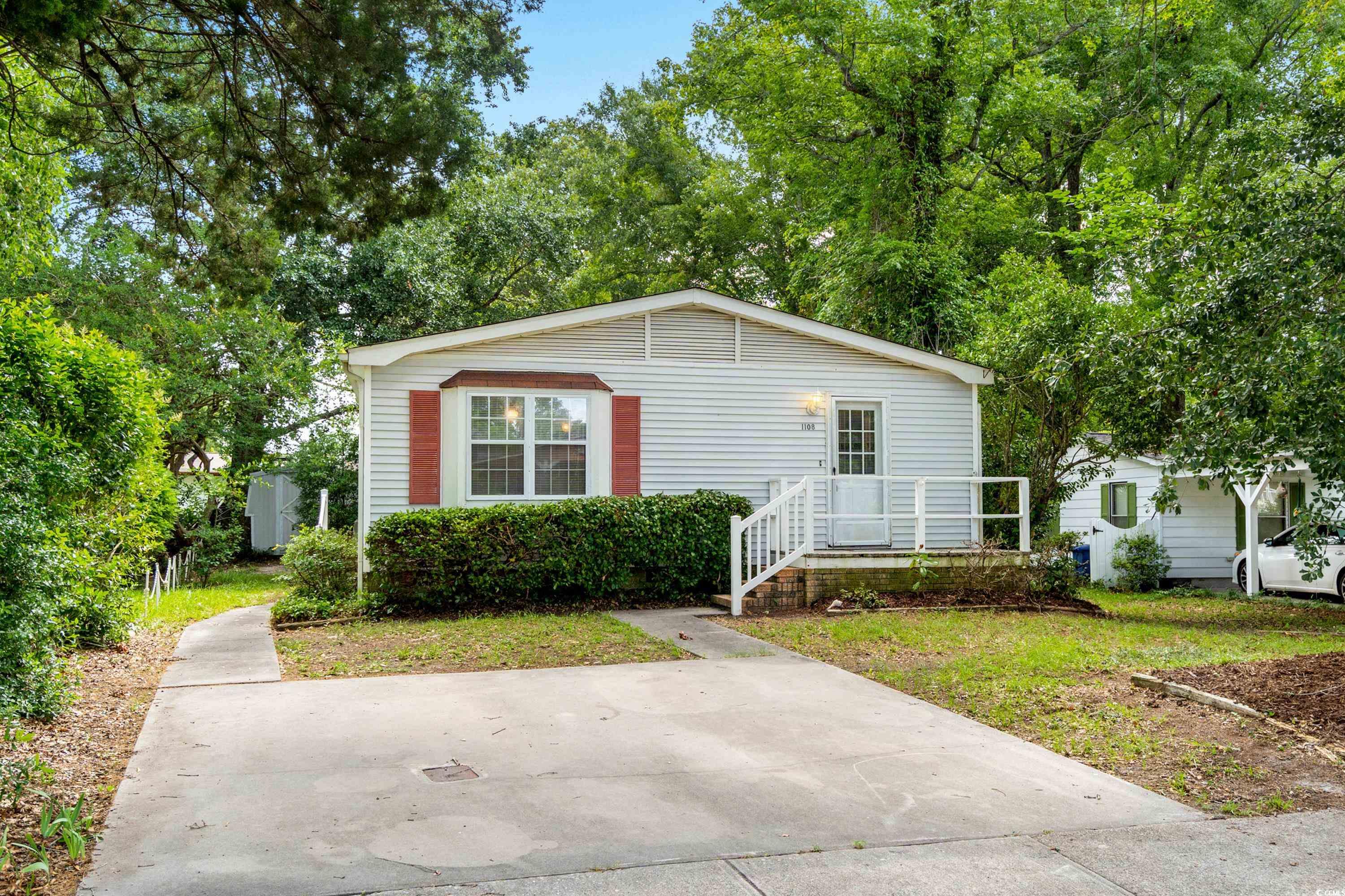 1108 Forest Dr. Property Photo 1