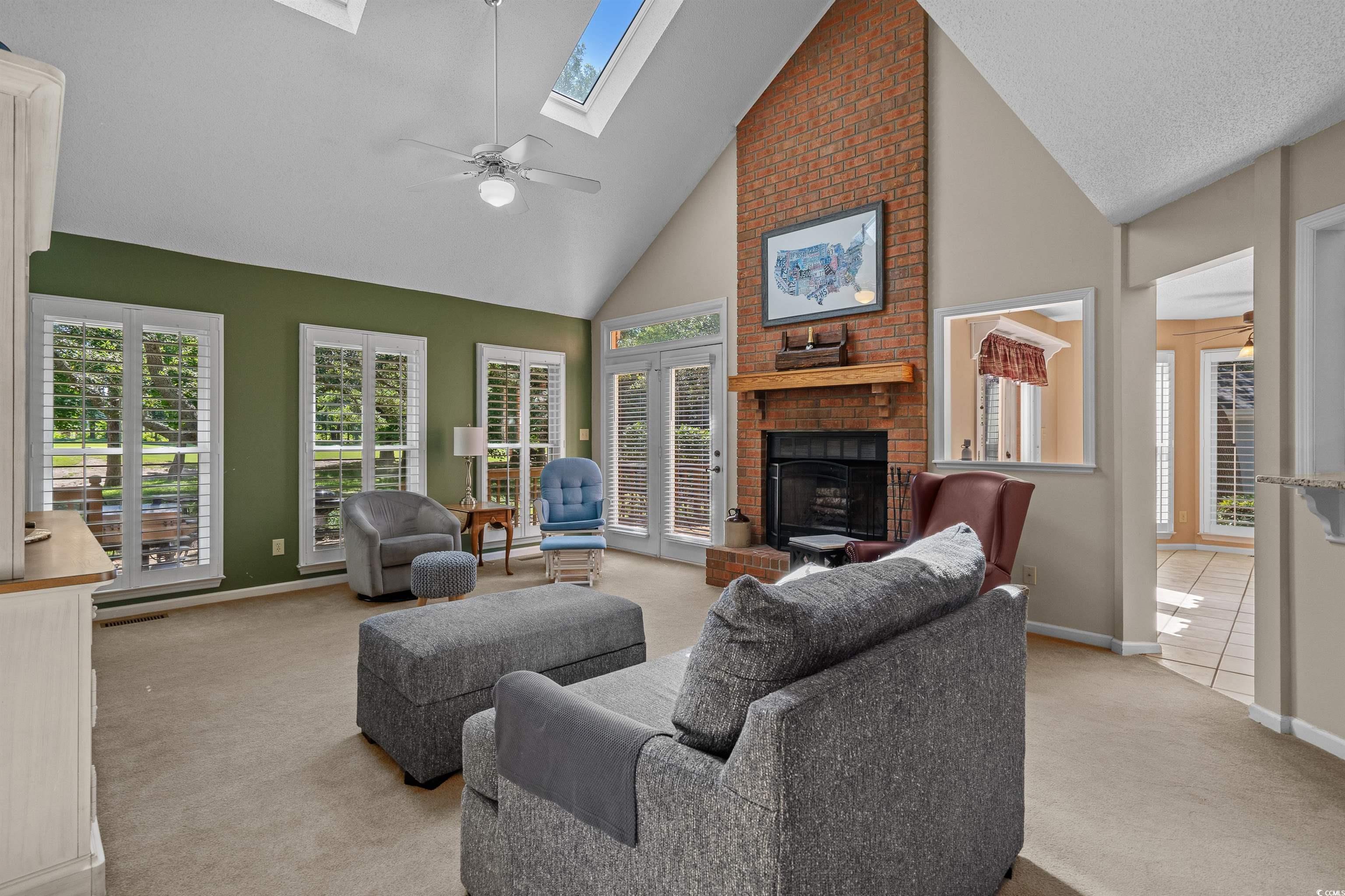 3975 River Hills Dr. Property Photo 11