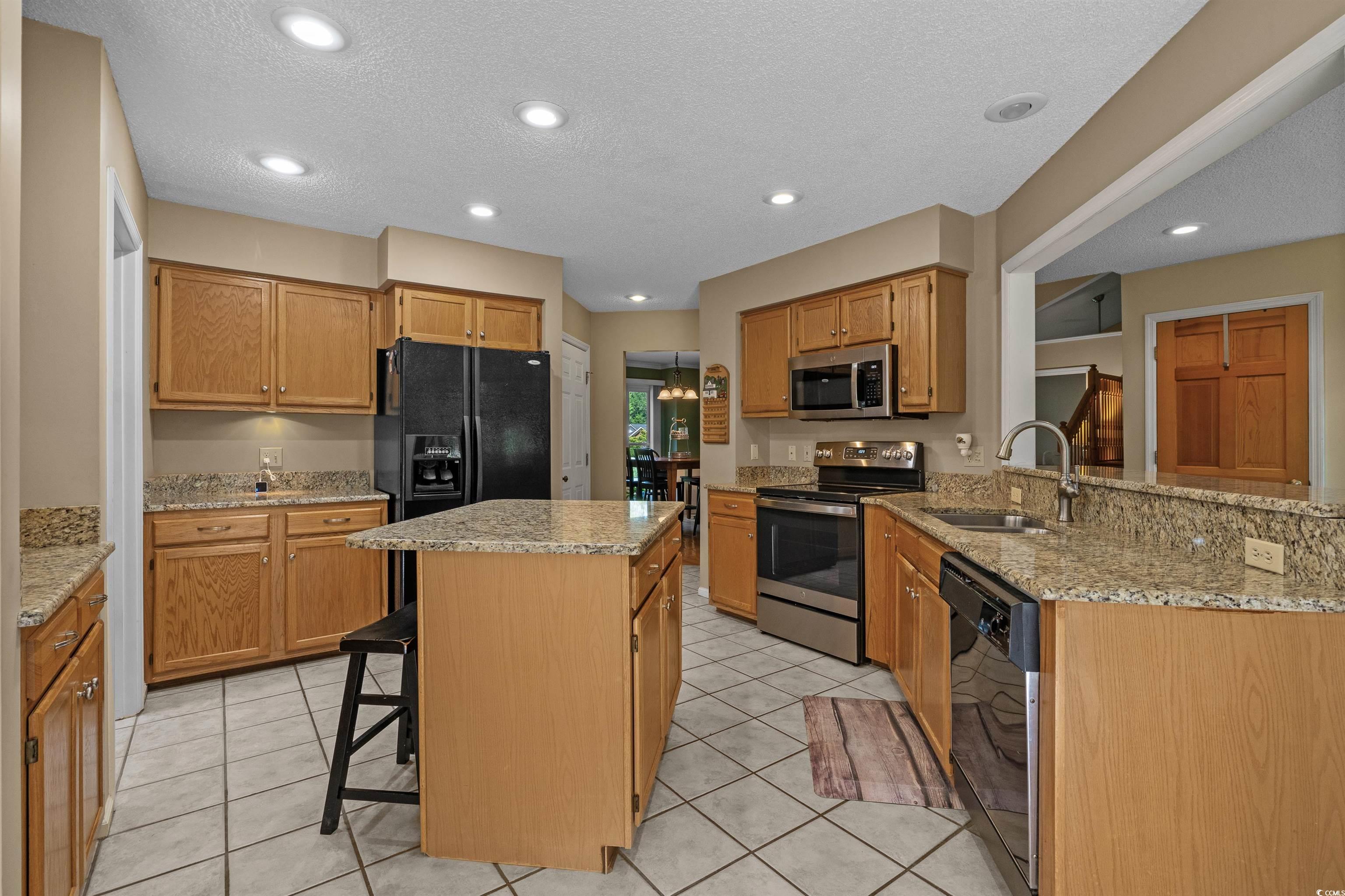 3975 River Hills Dr. Property Photo 16