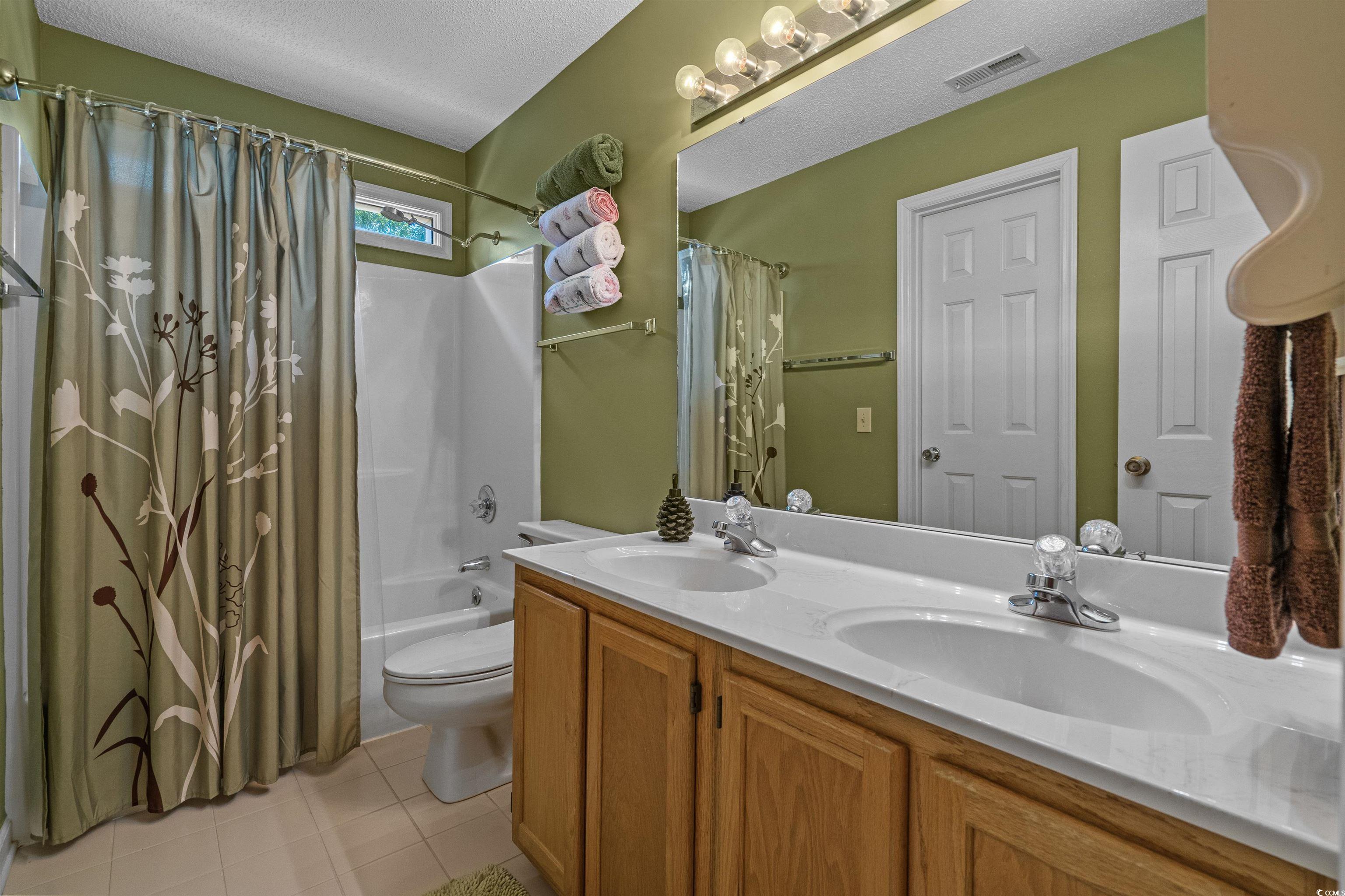 3975 River Hills Dr. Property Photo 28