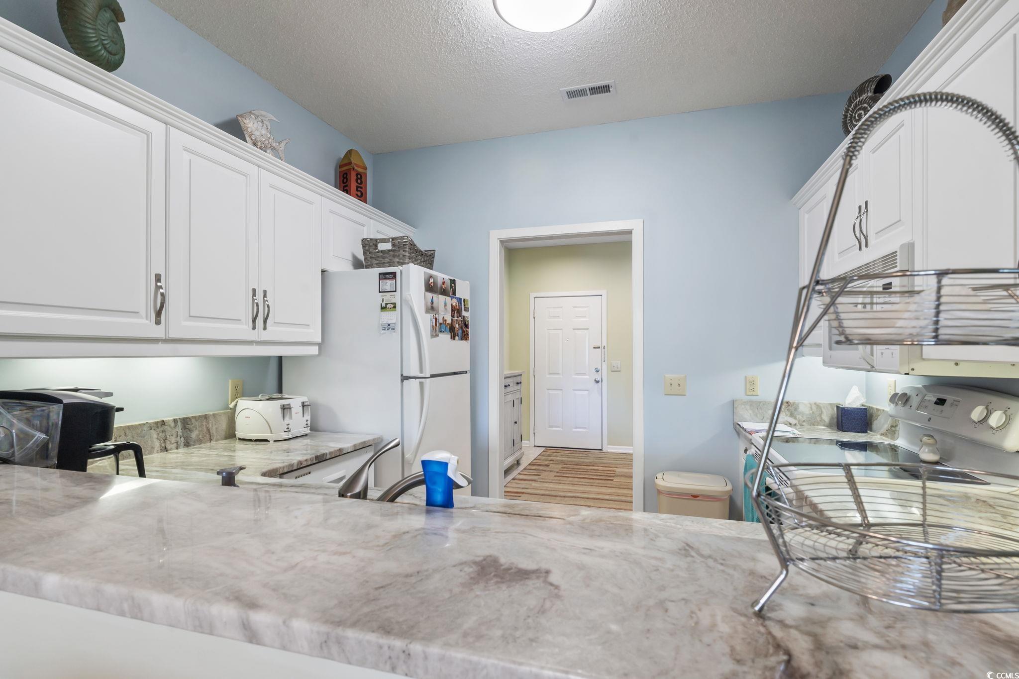 824 Castleford Circle Property Photo 12