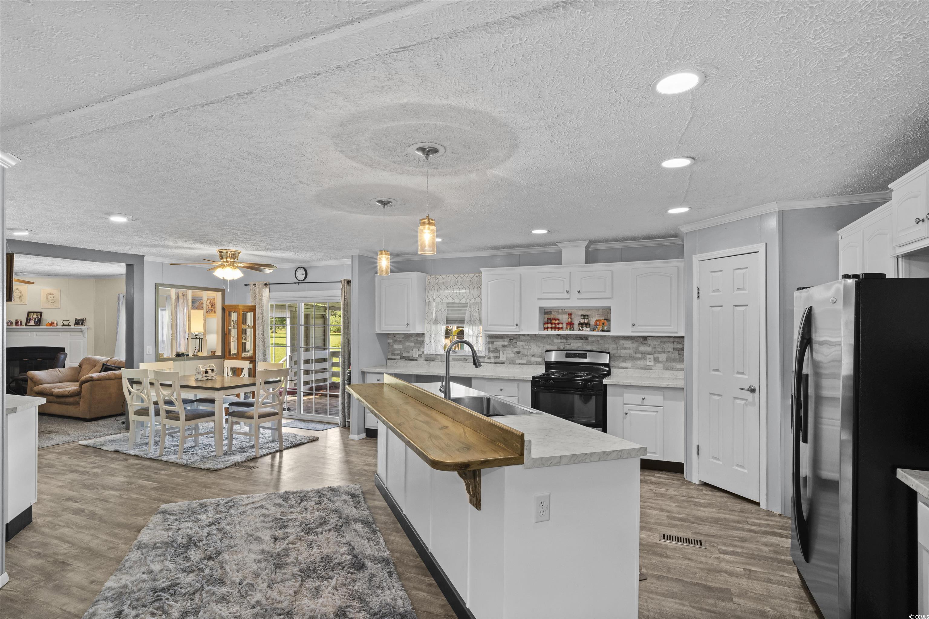 151 Kings Cove Ct. Property Photo 40