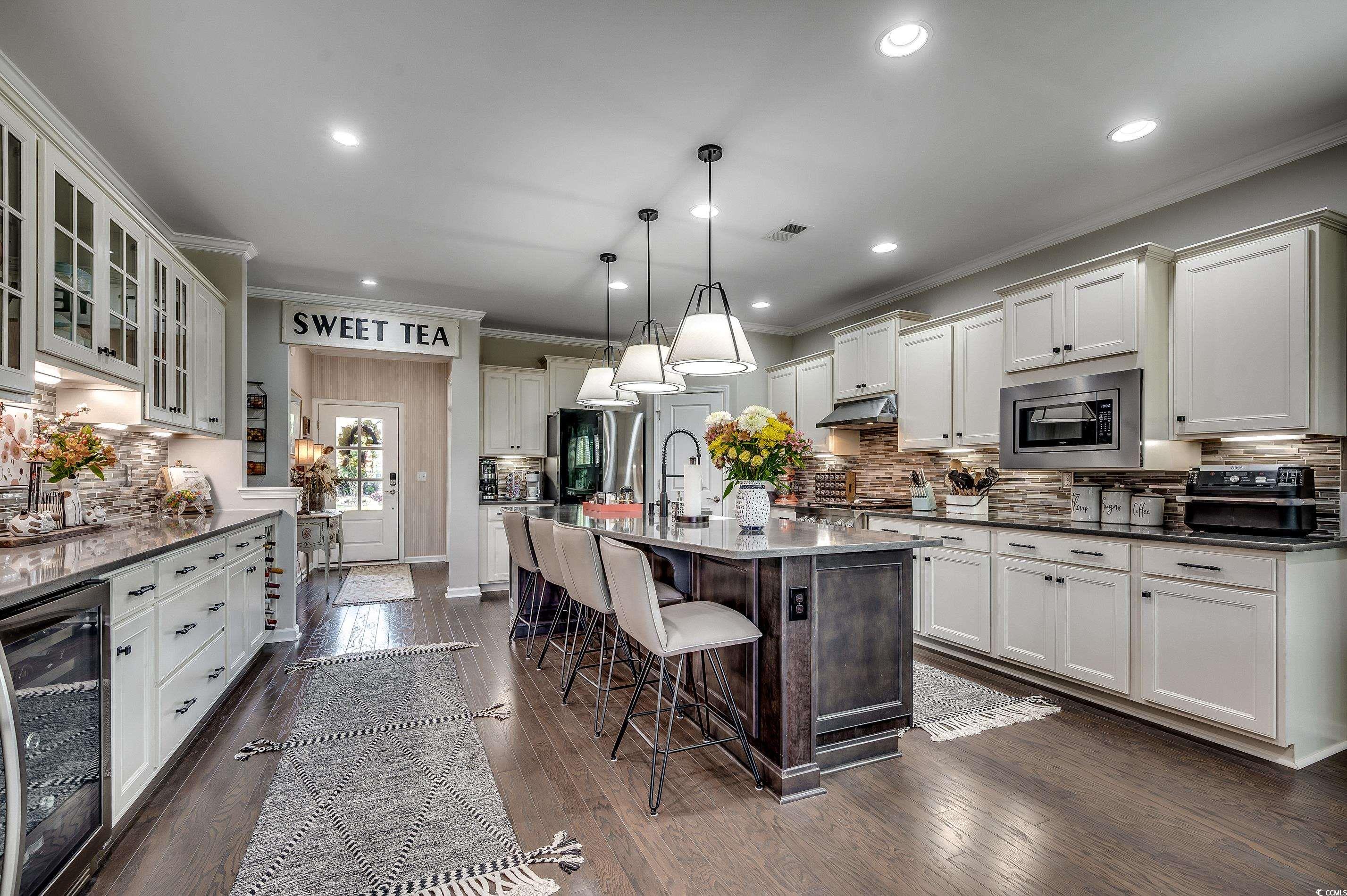 6430 Cascata Dr. Property Photo 8
