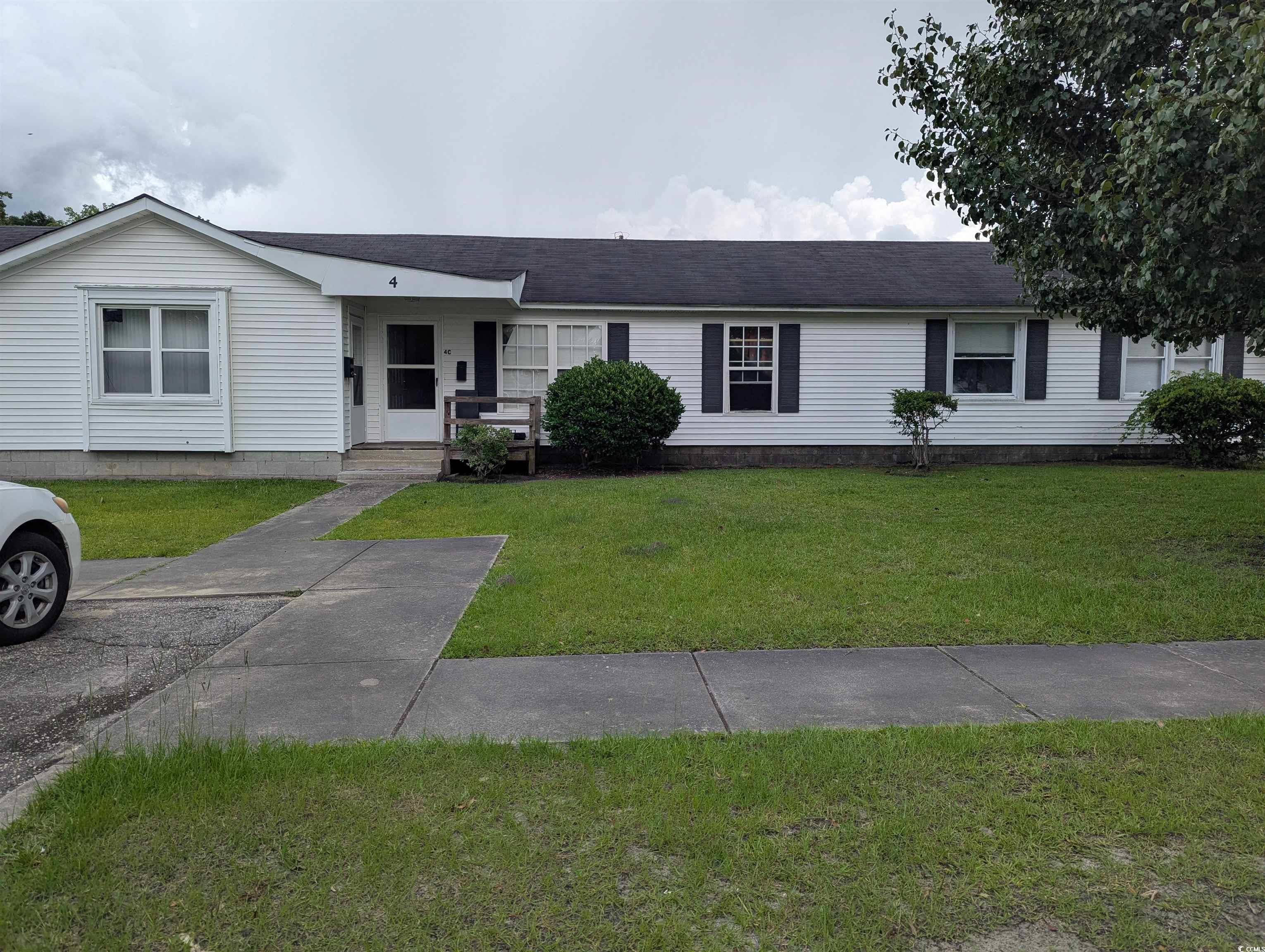 811 17th Ave. Property Photo 1