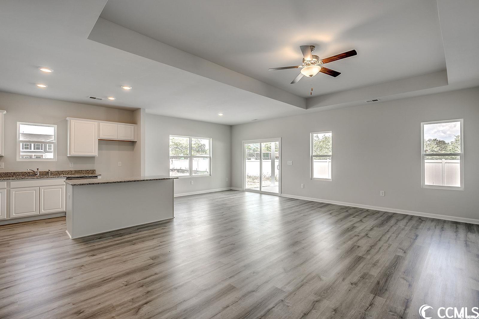 224 Sundrop Way Property Photo 4