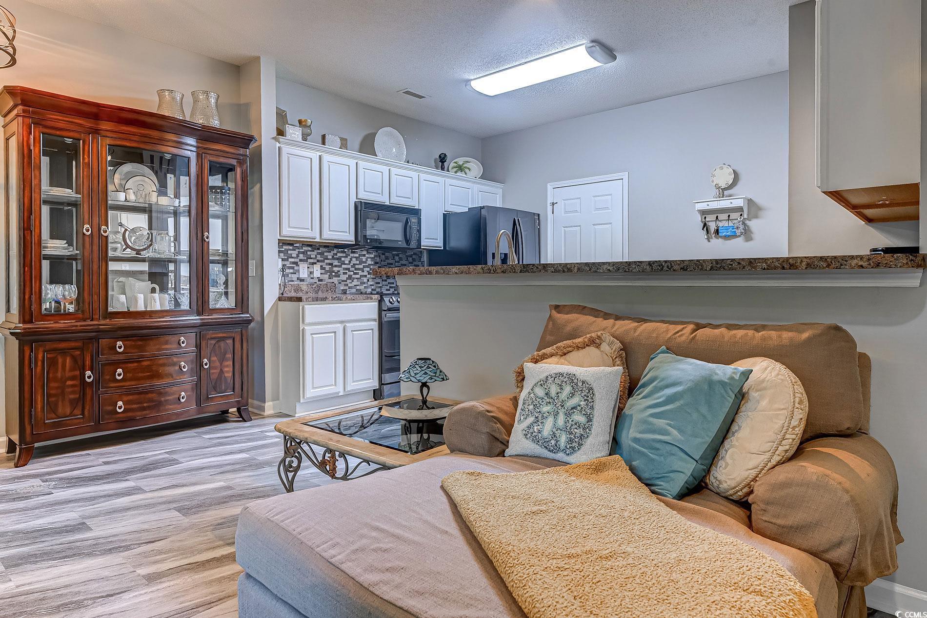 4355 Rivergate Ln. Property Photo 6